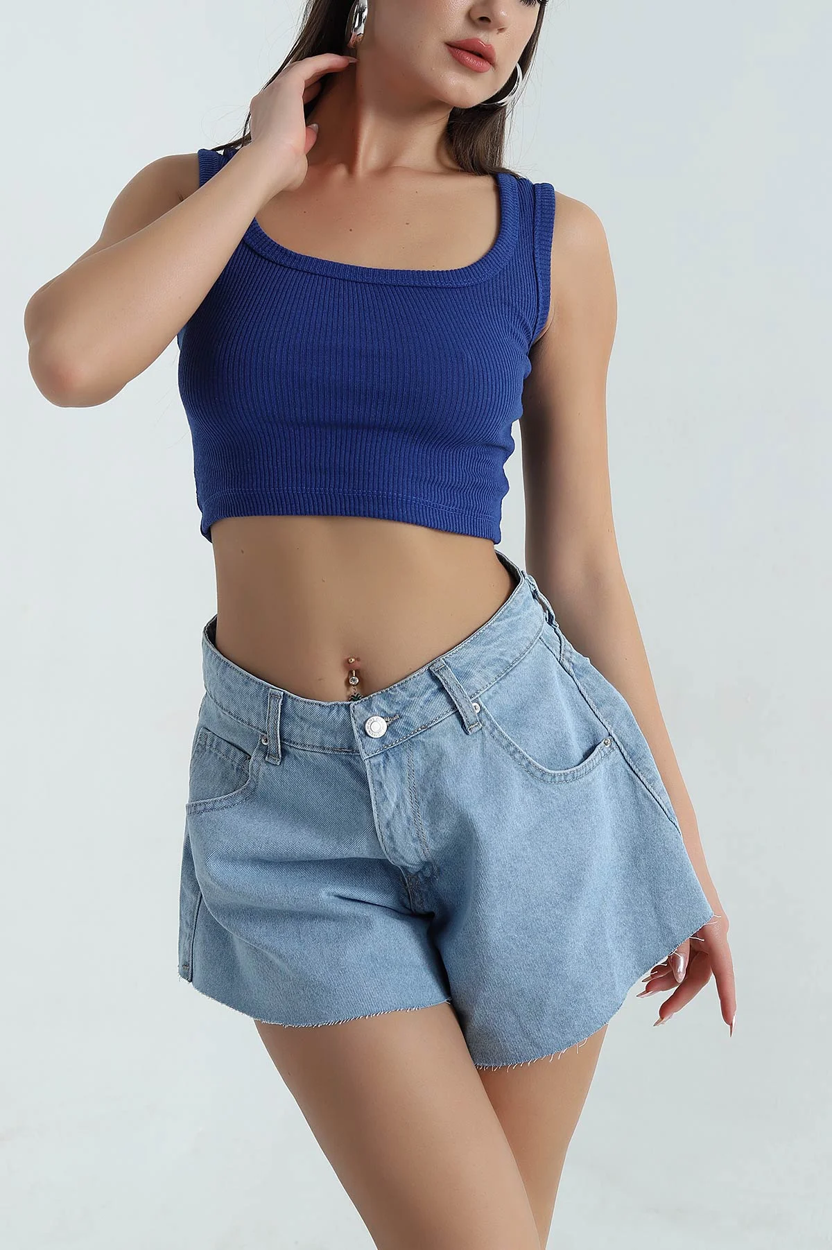 Saks Mavisi Kare Yaka Crop Atlet 378103