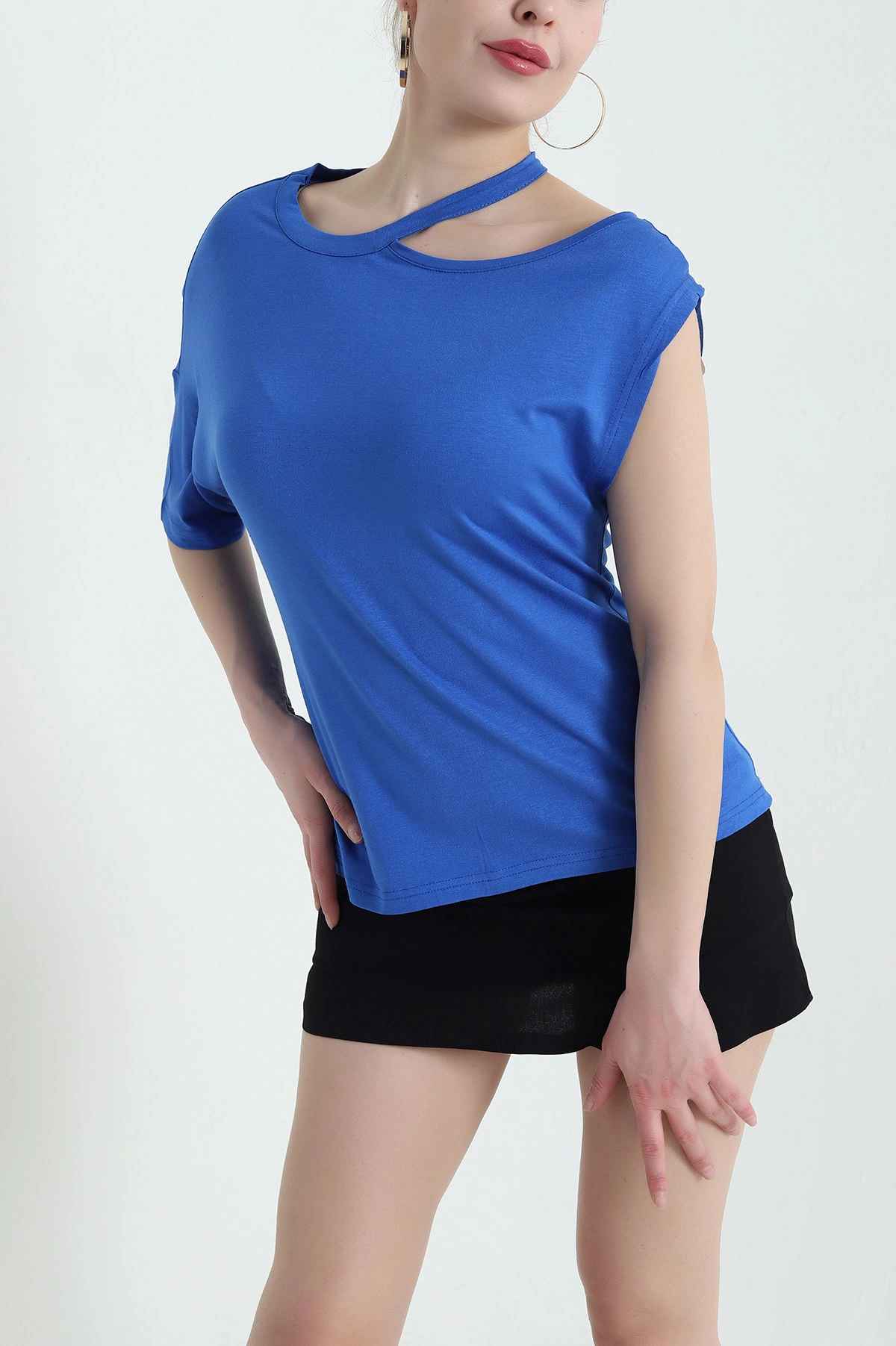 Saks Mavisi Omuz Detay Viskon Bluz 430076