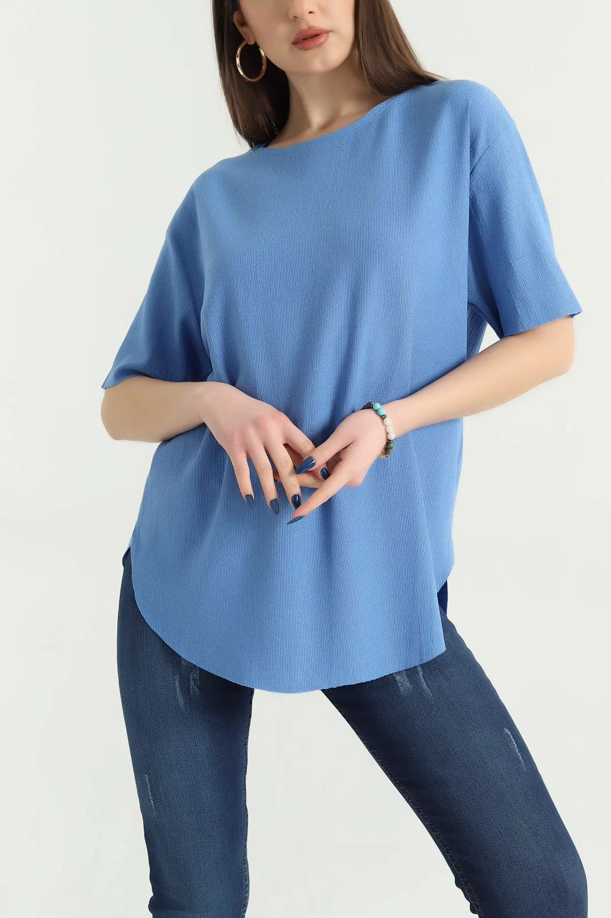 Saks Mavisi Oval Kesim Dokulu Tişört 337675