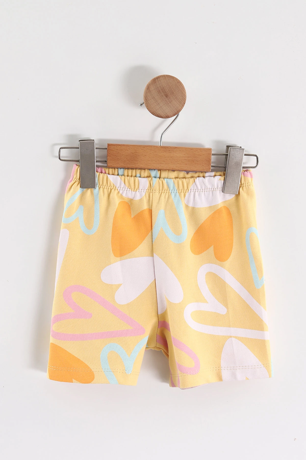 Sarı (0-4 Yaş) Kalpli Papatya Baskılı Tişörtlü Desenli Şortlu Süprem Kız Çocuk Yazlık Takım 461140