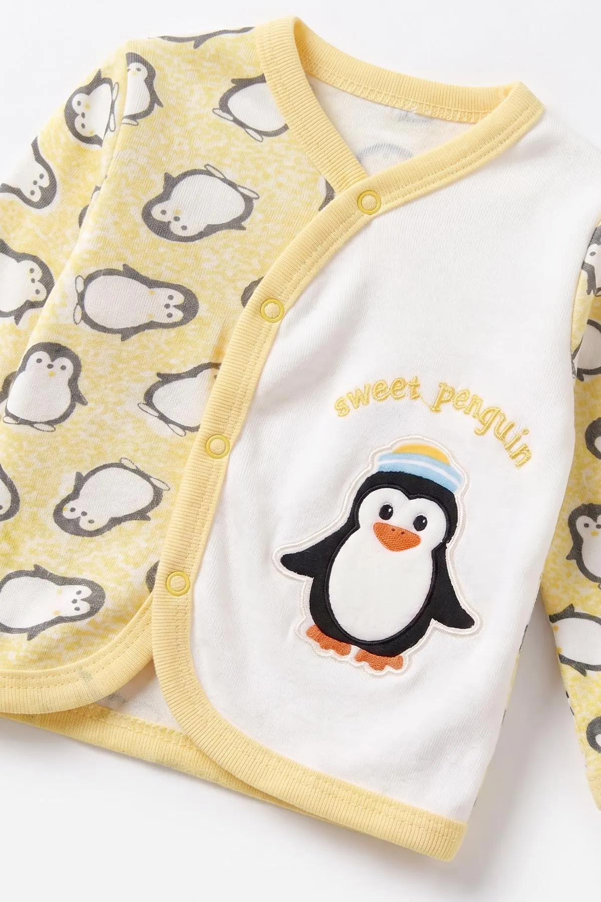 Sarı (0-6 Ay) Penguen Baskılı Patikli Şapkalı Bebek Zıbın Seti 477327