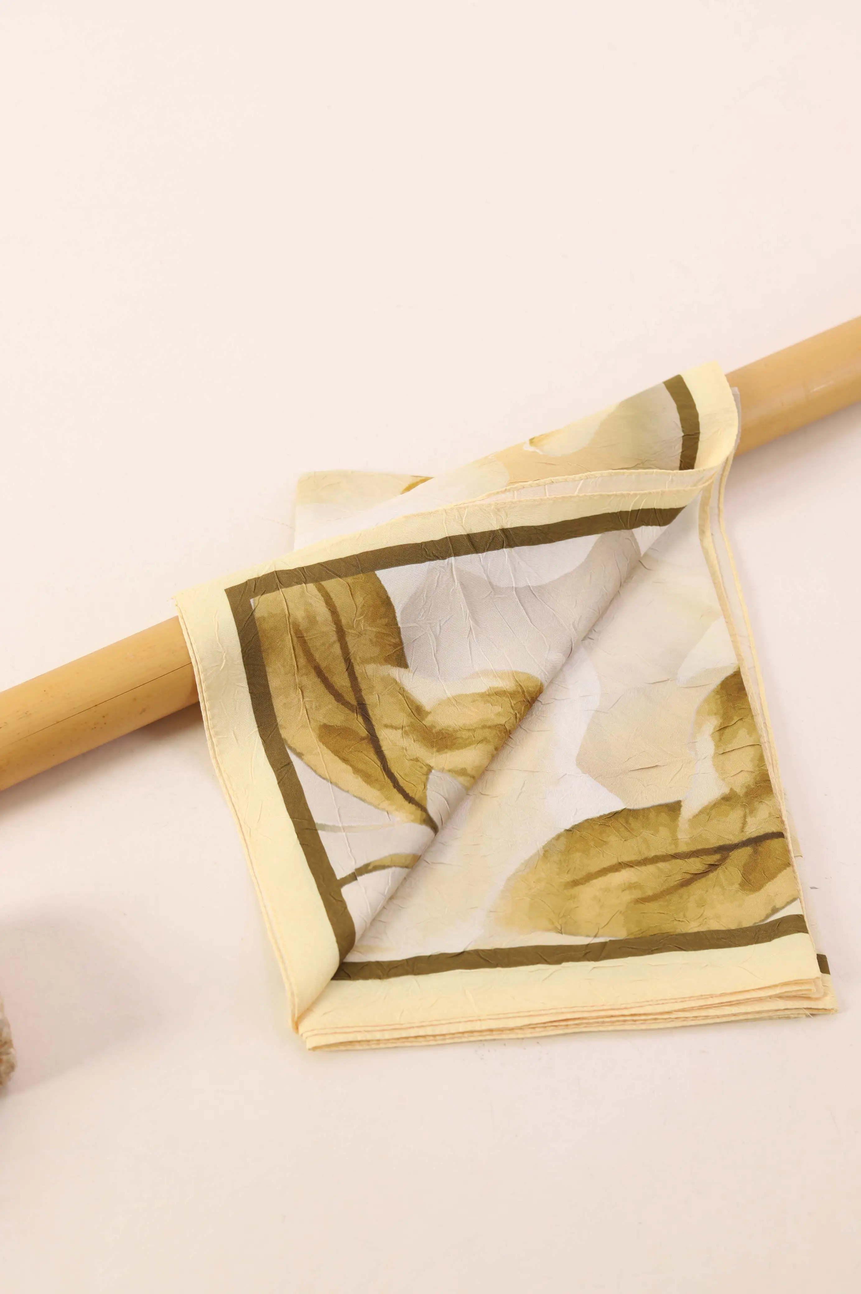 Sarı 180x75 Cm Our Fashion Dijital Baskılı Desenli Bambu Kraş Şal 396751