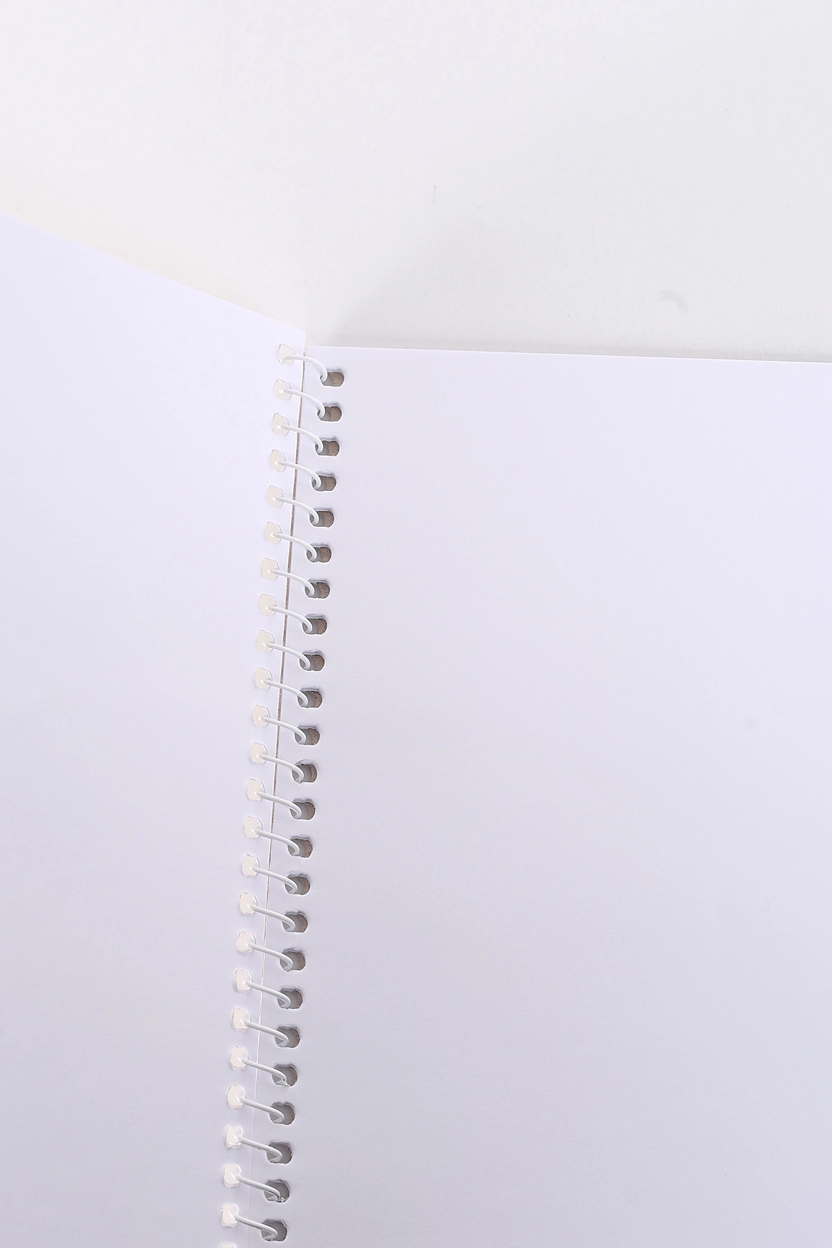 Sarı 22x35 Cm 15 Yaprak Karakterli Resim Defteri 393002
