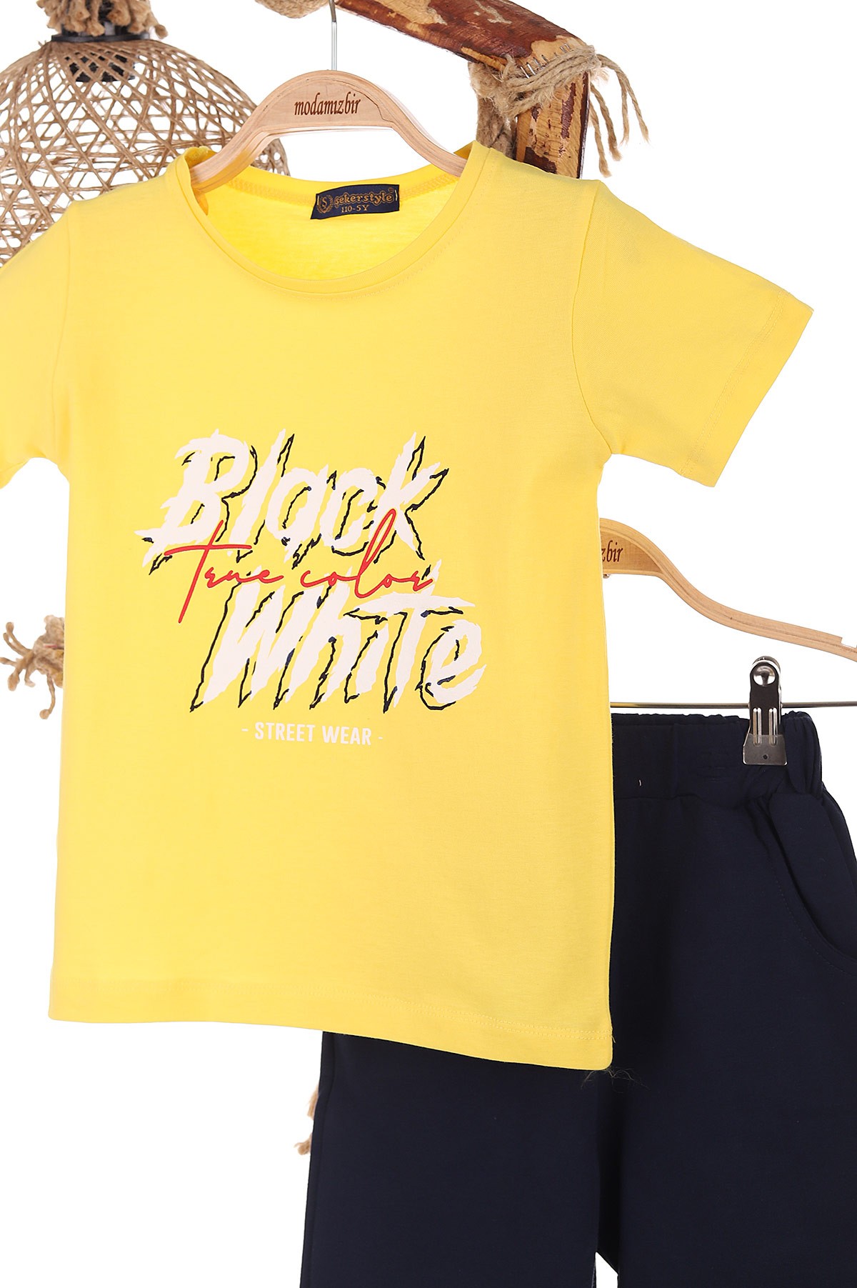 Sarı (5-8 Yaş) Black White Baskılı Şortlu Erkek Çocuk Takım 170164