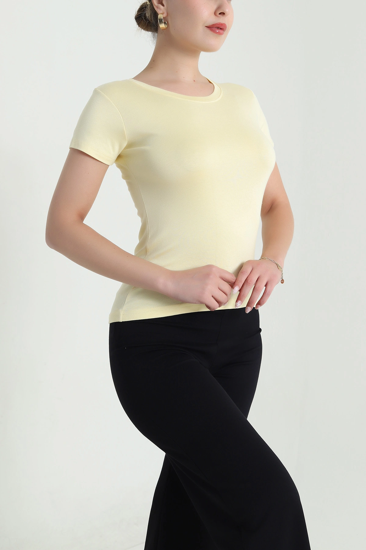 Sarı Buzzy Likralı Kadın Body Bluz 478331