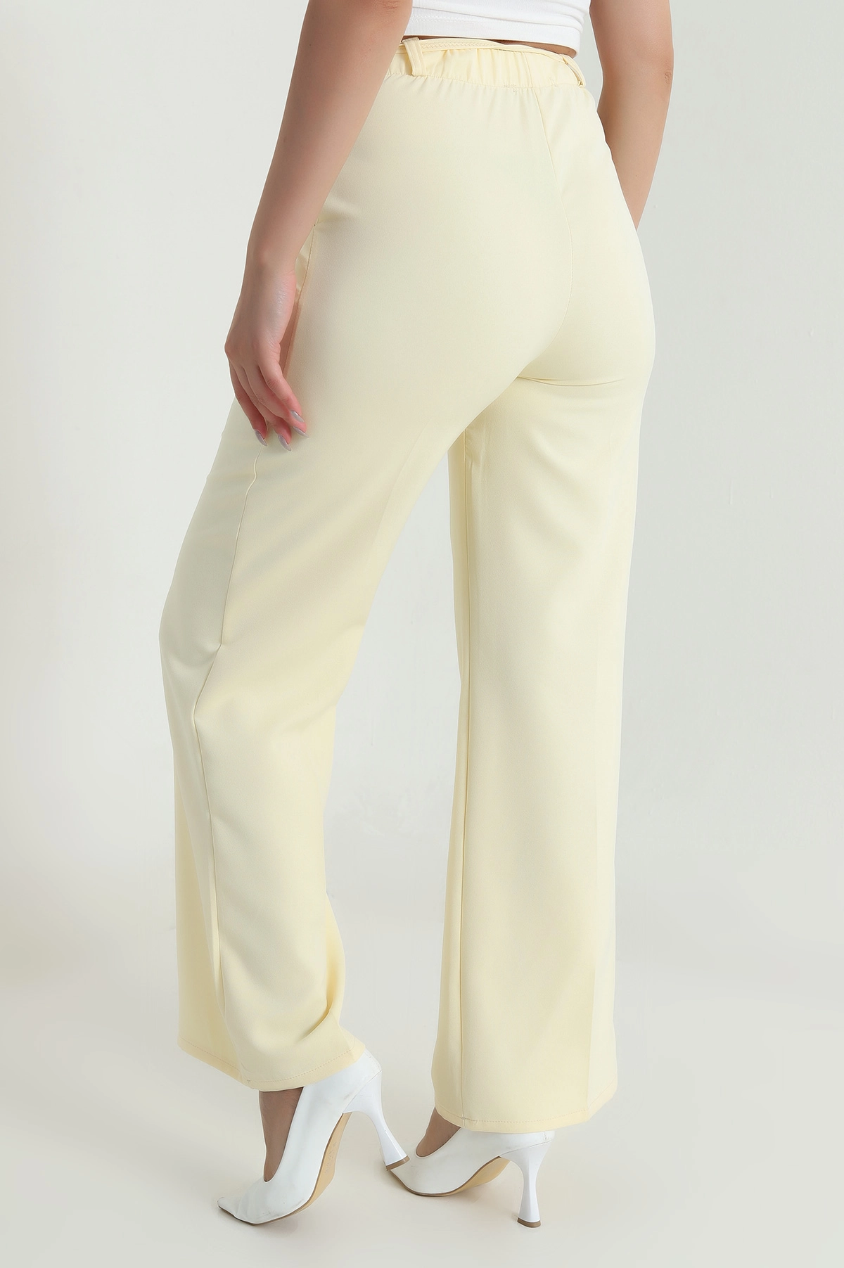 Sarı Çift Pileli Beli Lastikli Kadın Pantolon 482579