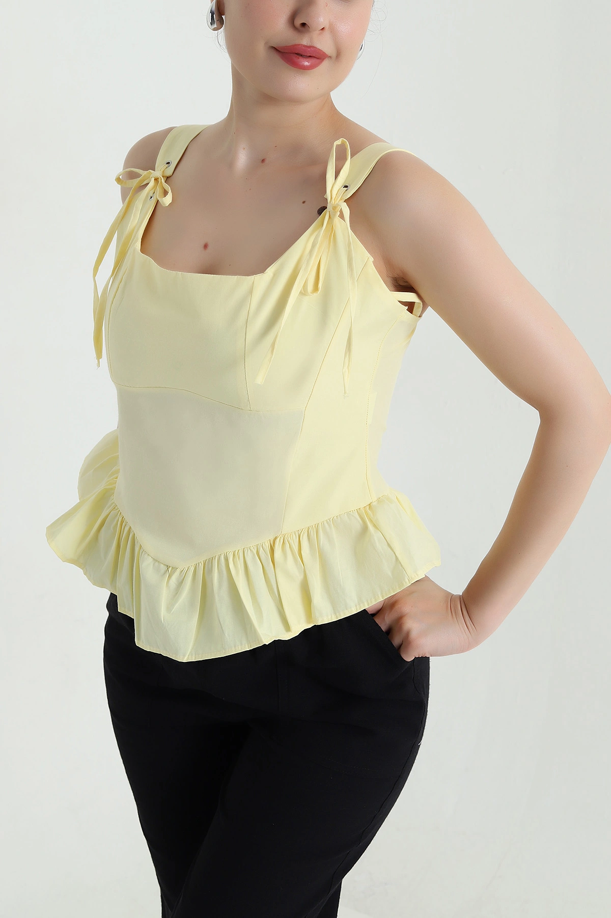 Sarı Kuş Gözü Detay Poplin Kadın Bluz 470559