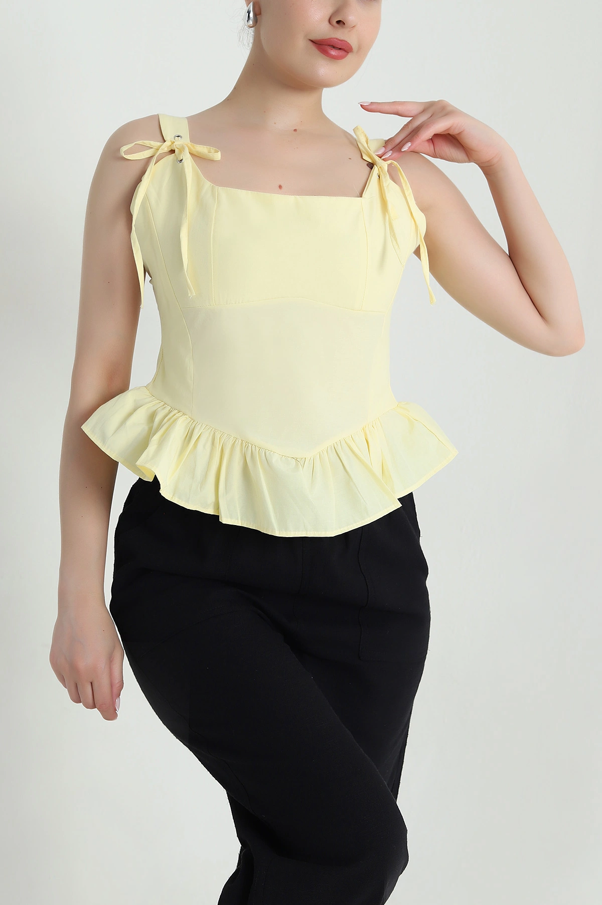 Sarı Kuş Gözü Detay Poplin Kadın Bluz 470559