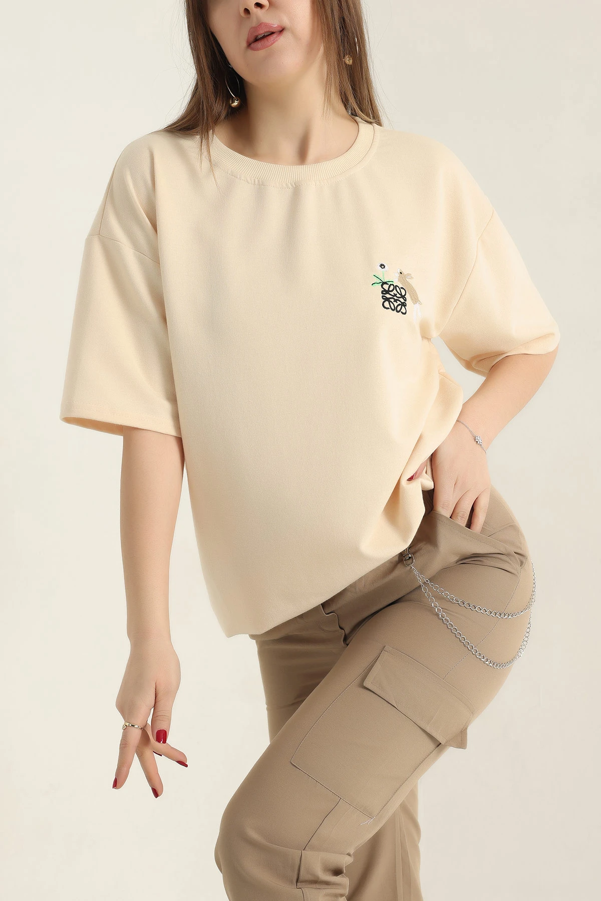 Sarı Nakışlı Bisiklet Yaka Oversize İki Bayan Tişört 337662