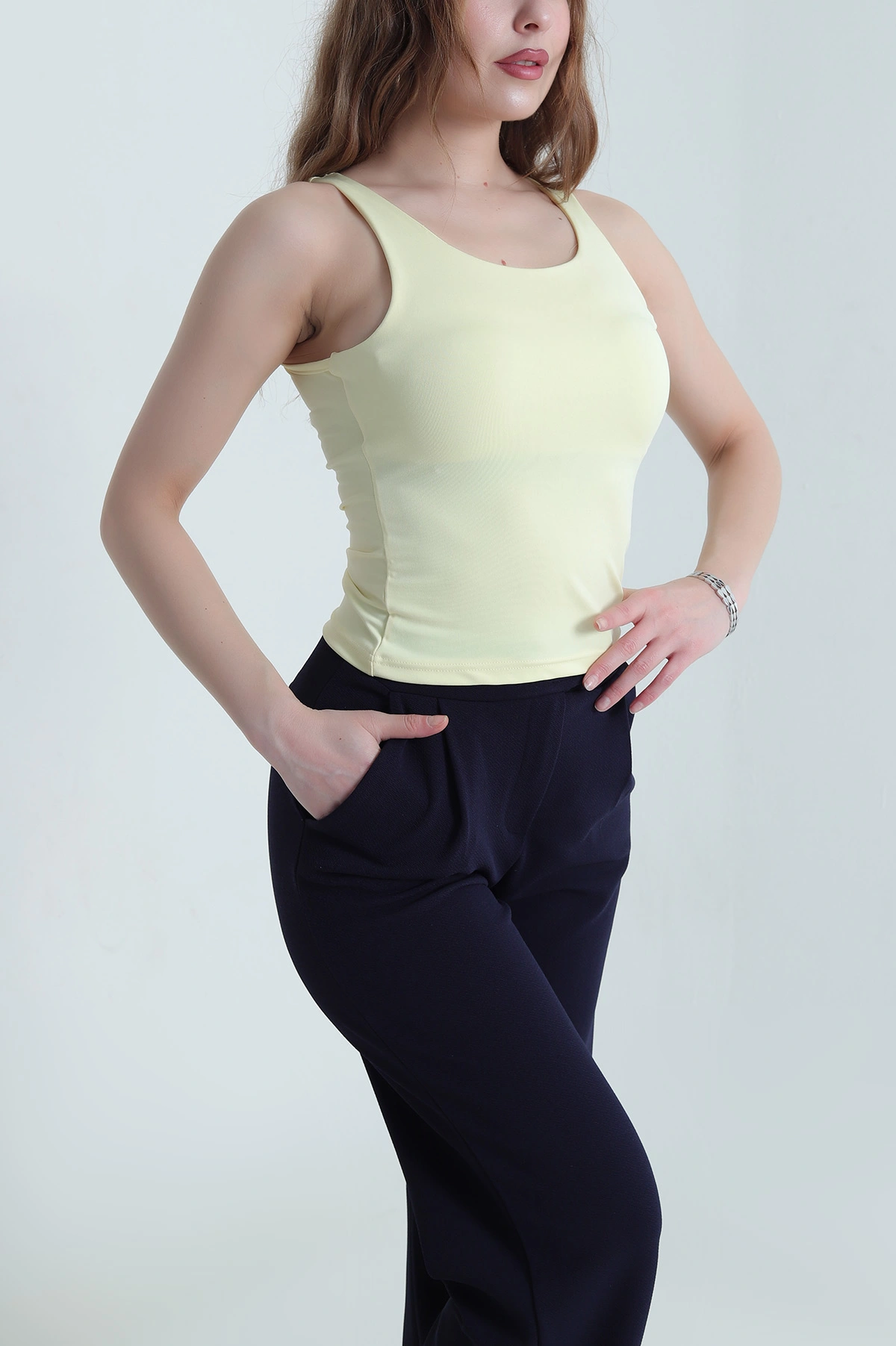 Sarı Sandy Likralı Kolsuz Bluz 438984