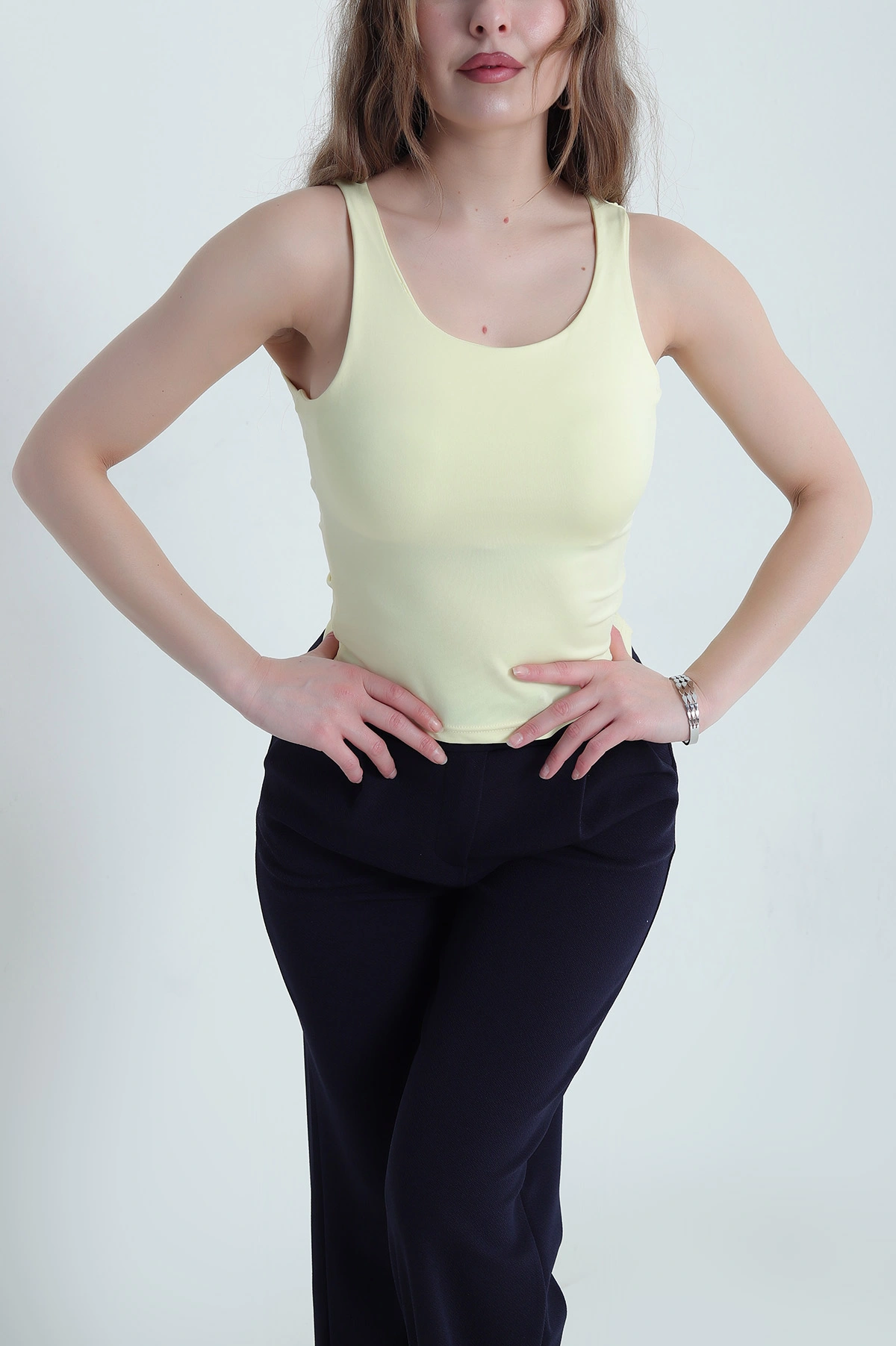 Sarı Sandy Likralı Kolsuz Bluz 438984
