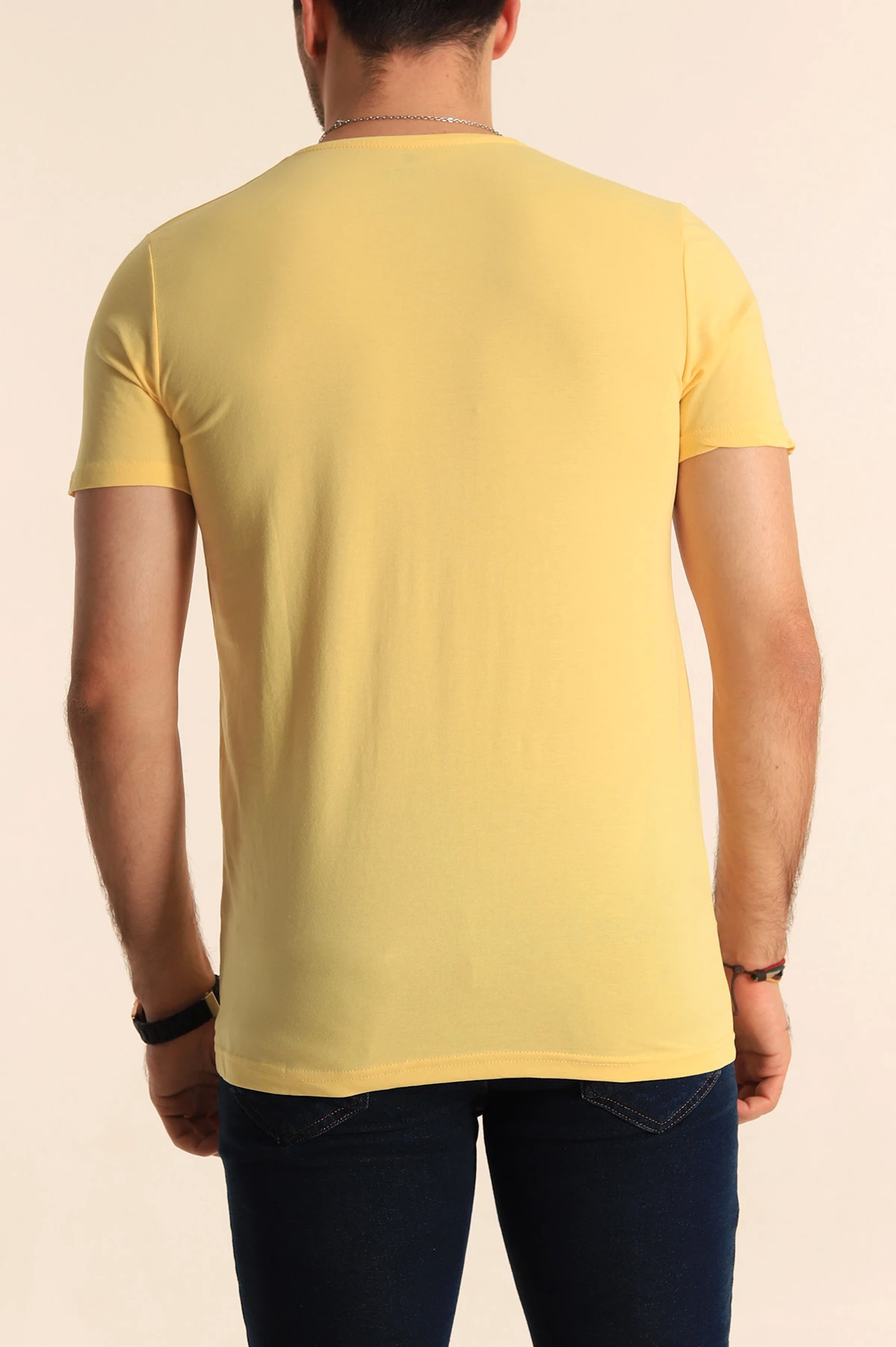 Sarı V Yaka Basic Erkek Tişört 181372