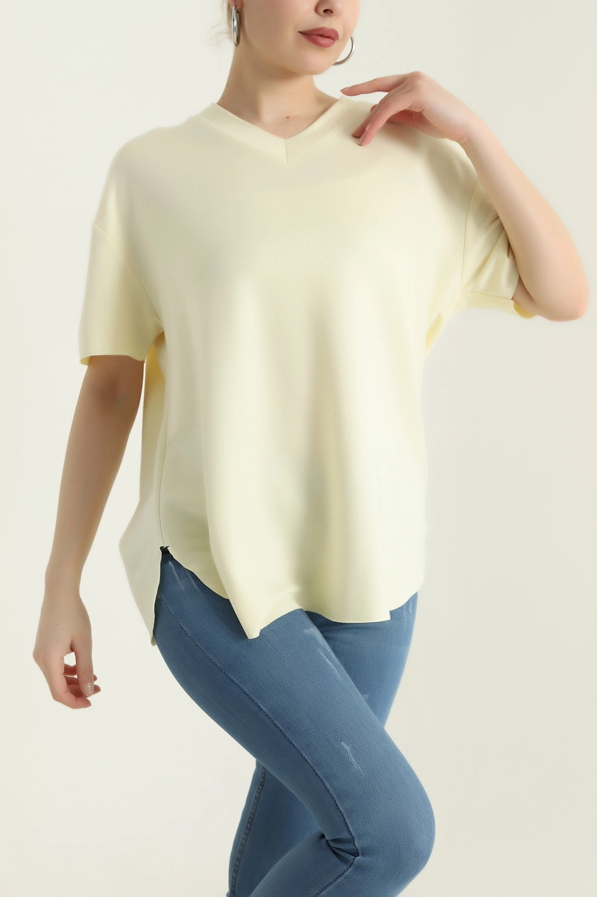Sarı V Yaka Oval Kesim Oysho Kadın Bluz 433841