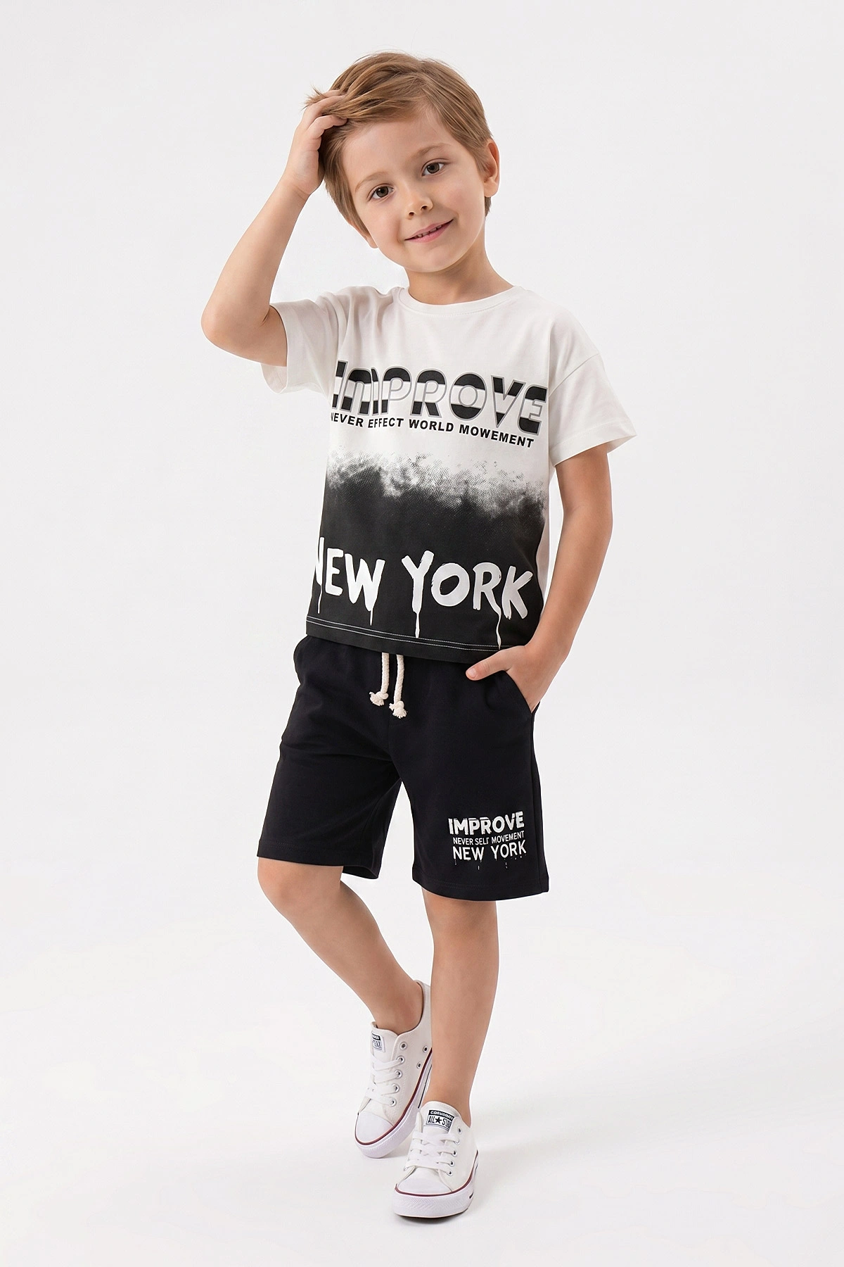 Siyah (1-9 Yaş) New York Baskılı Tişörtlü ve Şortlu Erkek Çocuk Yazlık Takım 463136