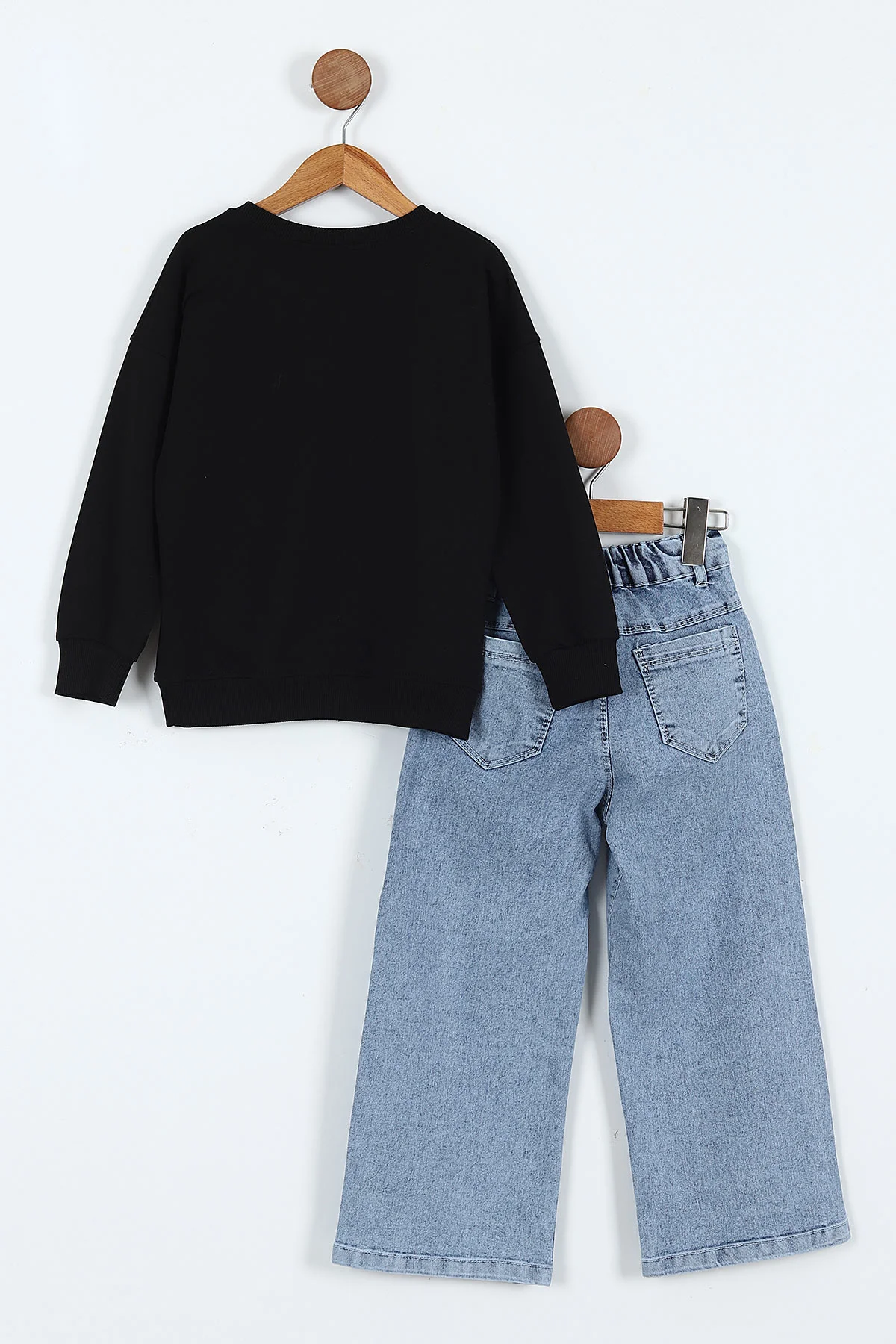 Siyah (1-9 Yaş)Nakışlı Kot Pantolonlu 2 İp Kız Çocuk Takım 413484