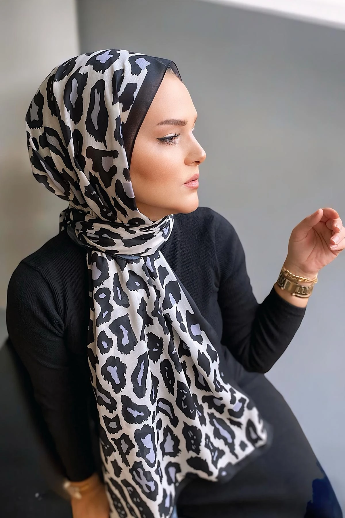 Siyah 180x70 Leopar Desenli Dijital Baskılı Pamuk Şal 323043