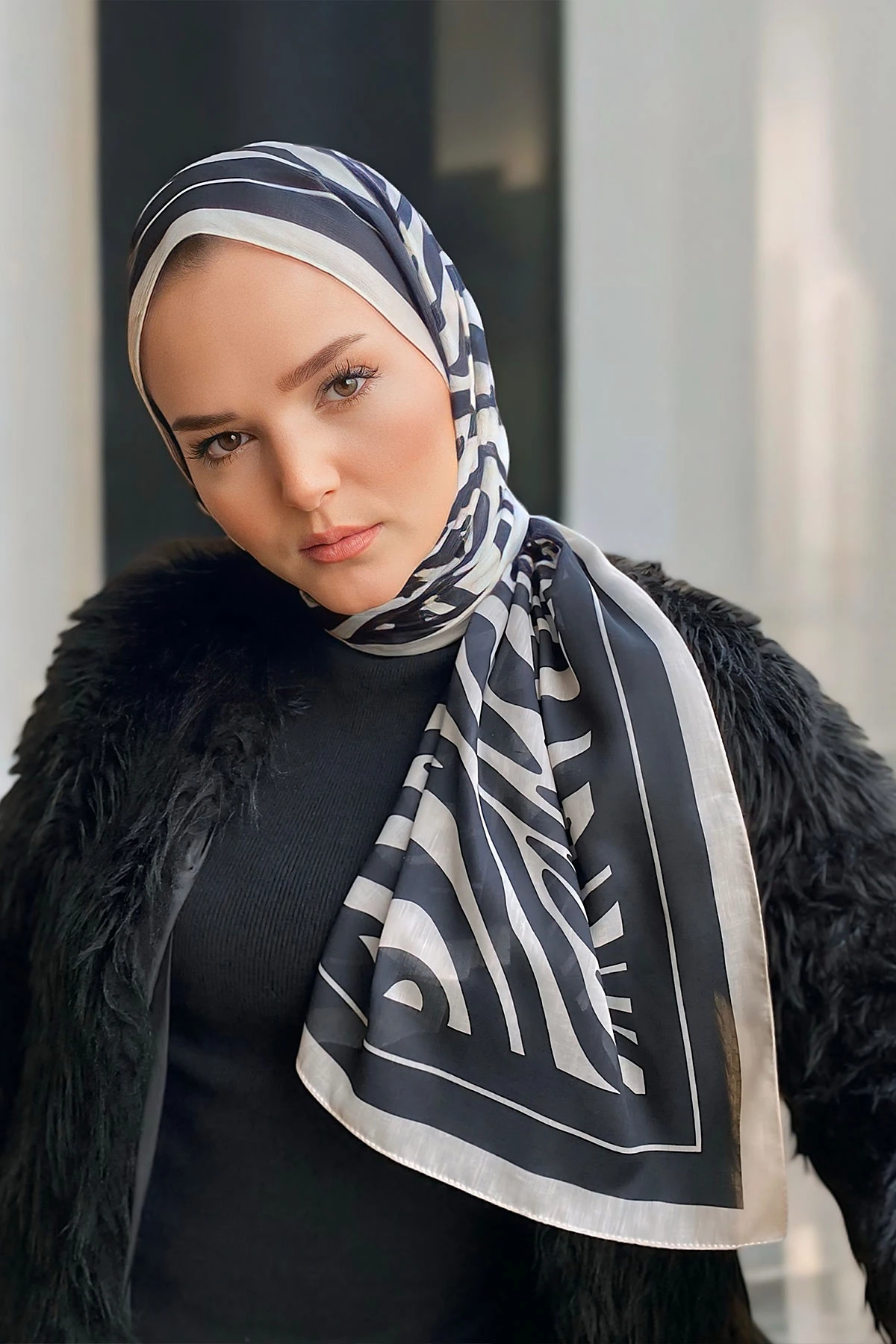 Siyah 180x70 Zebra Desenli Dijital Baskılı Pamuk Şal 323045