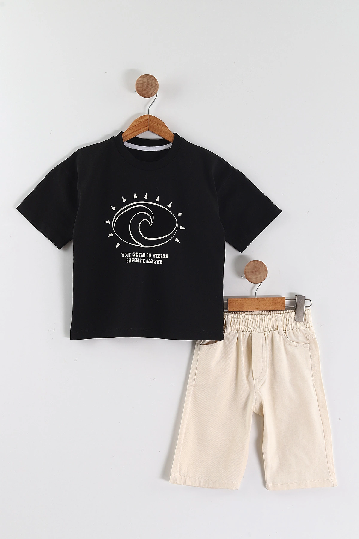 Siyah (2-10 Yaş)Baskılı Gabardin Şortlu Erkek Çocuk Takım 457403