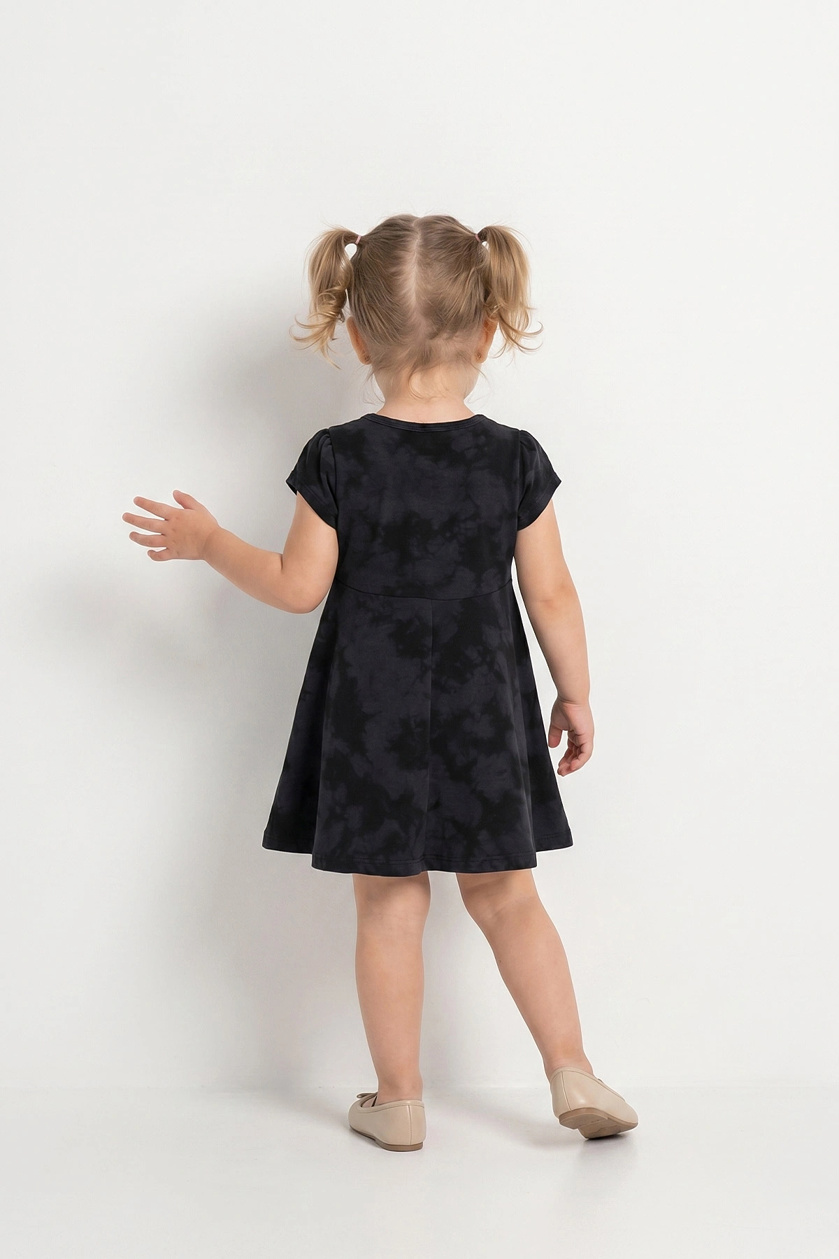 Siyah (2-6 Yaş) Büyük Fiyonklu İncili Batik Desen Süprem Kız Çocuk Elbise 459013