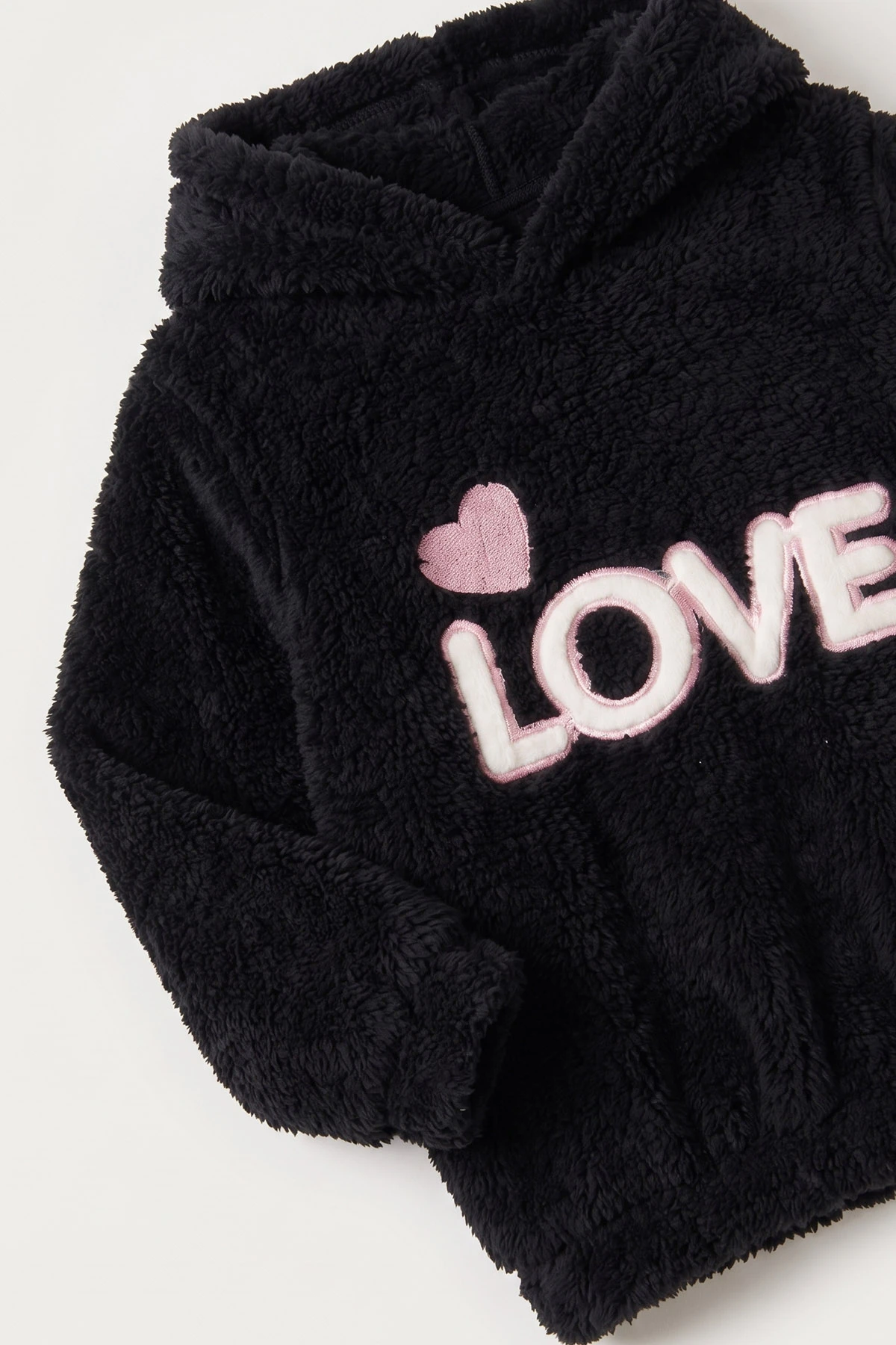 Siyah (2-7 Yaş) Love Nakışlı Kapüşonlu Peluş Kız Çocuk Kışlık Takım 483209