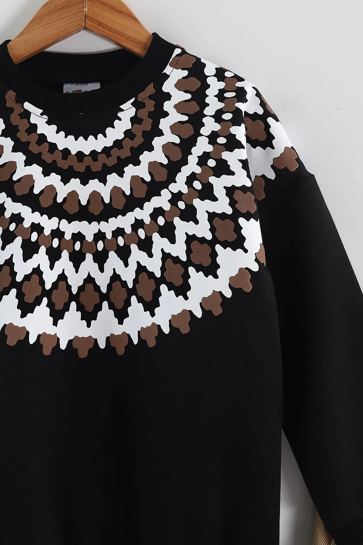 Siyah (3-10 Yaş)   Baskılı Sweatli Gabardin Pantolonlu Erkek Çocuk 2'li Takım 437394