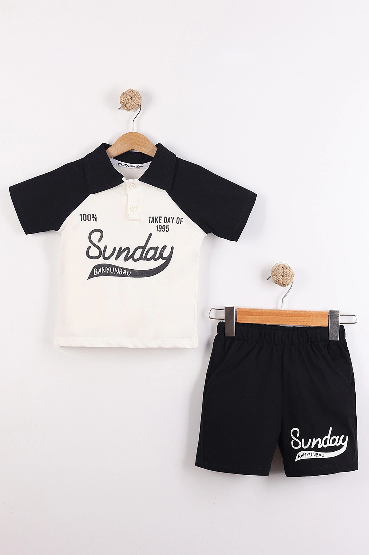 Siyah (3-10 Yaş)Sunday Baskılı Yakalı Düğmeli Garnili Erkek Çocuk Takım 460723