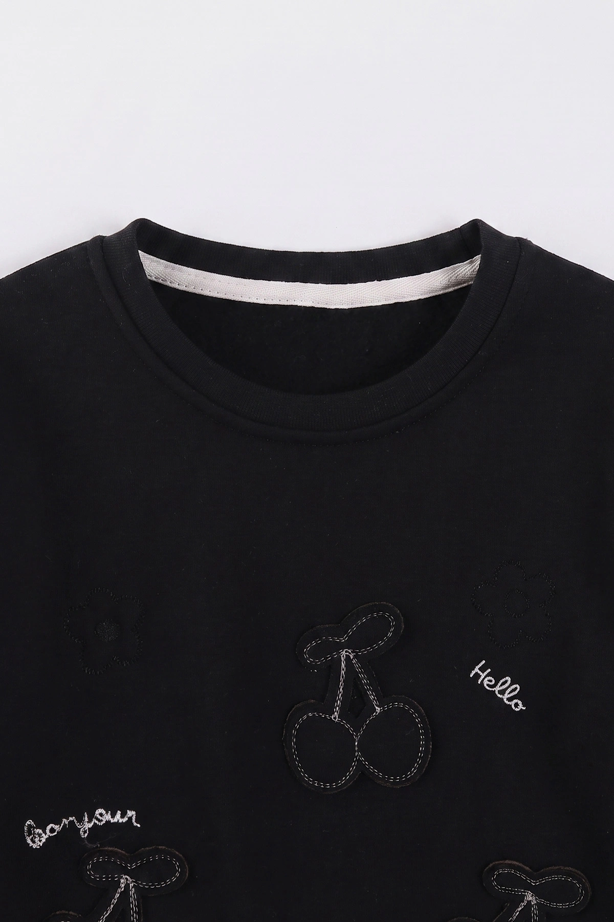 Siyah (3-12 Yaş) Kiraz Nakışlı Şardonlu Kız Çocuk Sweatshirt 473989