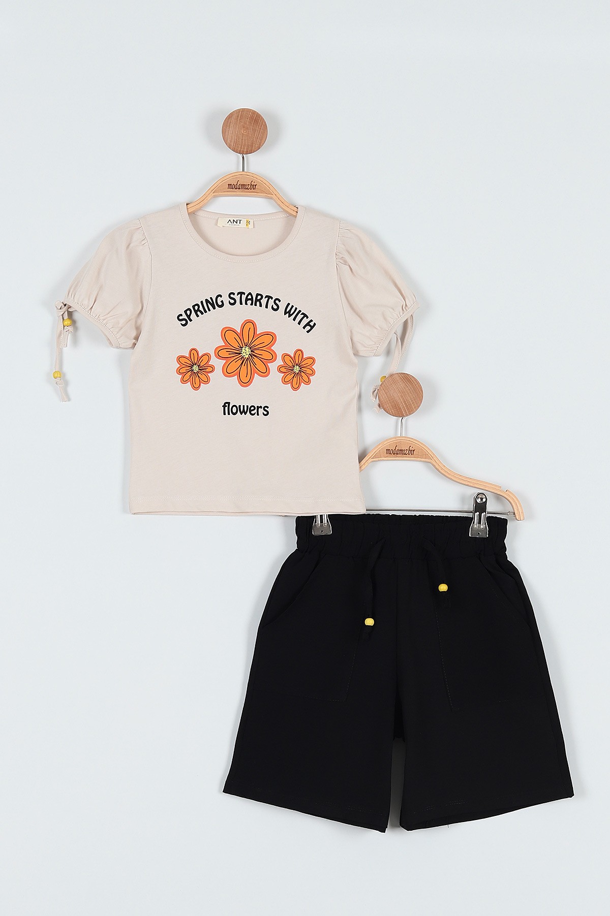 Siyah (3-7 Yaş) Çiçek Flowers Baskılı Boncuklu Şortlu Kız Çocuk Takım 186313