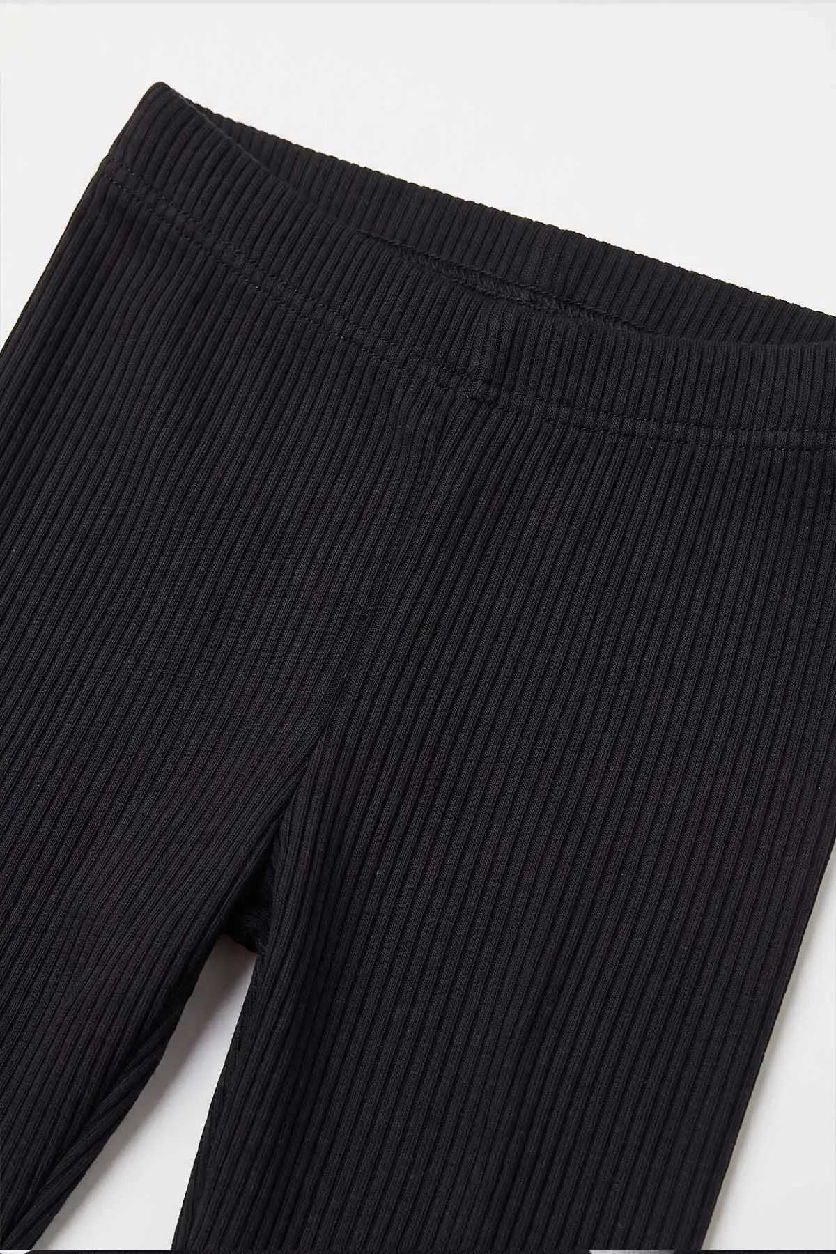 Siyah (3-8 Yaş) Kalp Baskılı 2 İp Sweatli Fitilii Taytlı Kız Çocuk Mevsimlik Takım 484928
