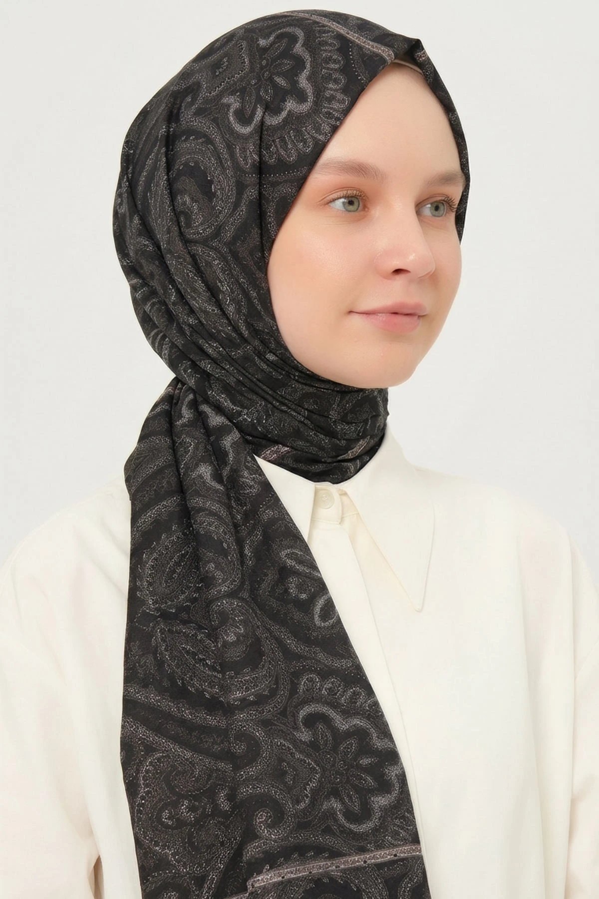 Siyah 75x180 Cm Our Fashion Dijital Baskılı Desenli Bambu Kraş Şal 417850
