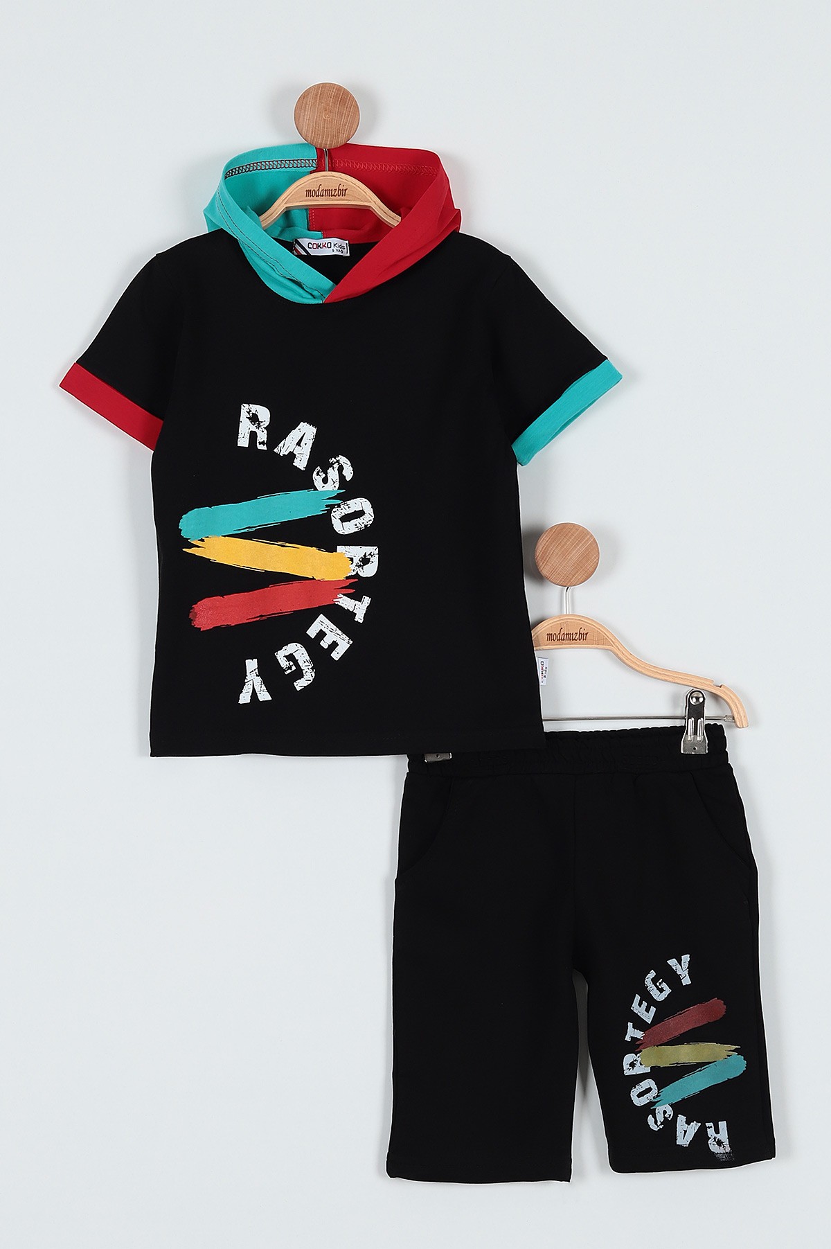 Siyah (9-12 Yaş) Rasortegy Baskılı Kapüşonlu Şortlu Erkek Çocuk Takım 186232