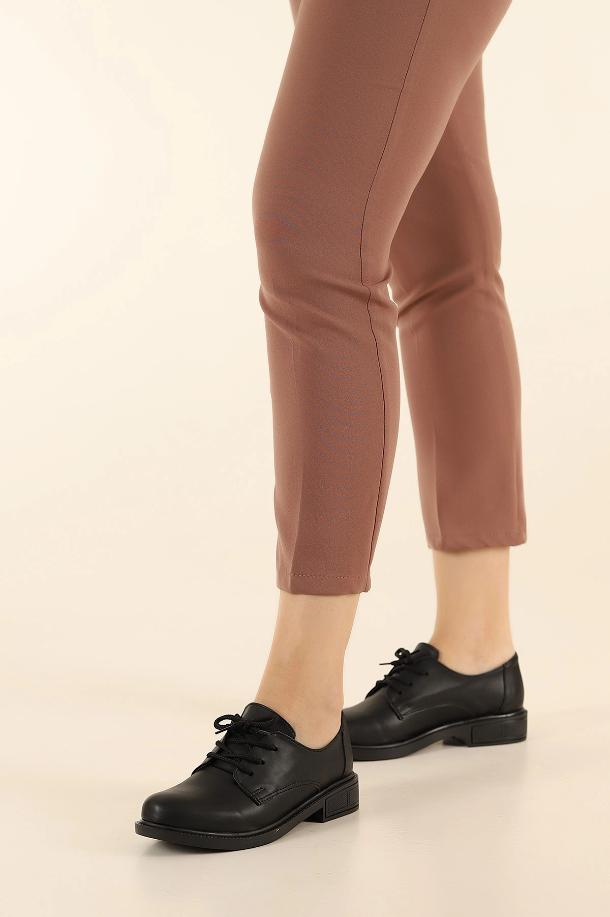 Siyah Bağcıklı Kadın Loafer Ayakkabı 307594