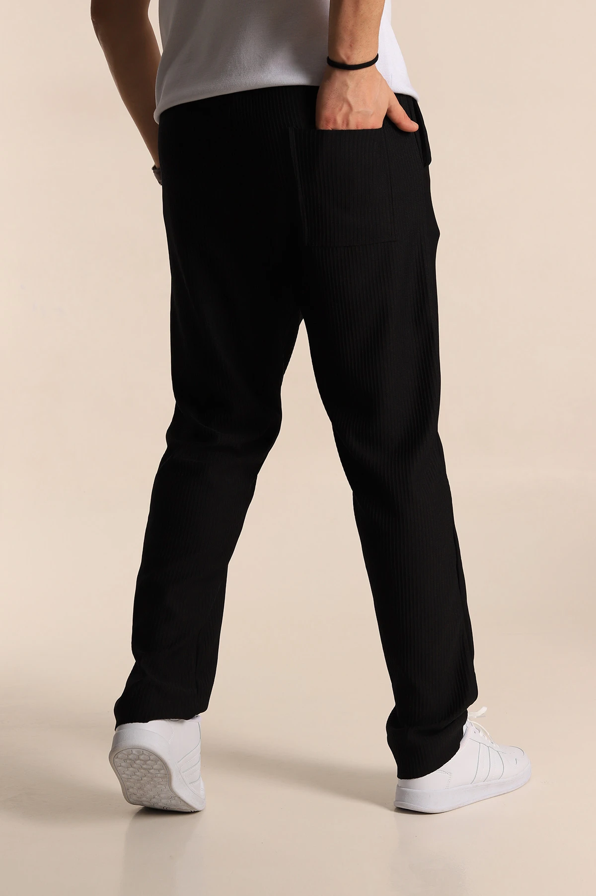 Siyah Baggy Fit Bel Bağlamalı Kesik Paça Erkek Jogger Pantolon 257471