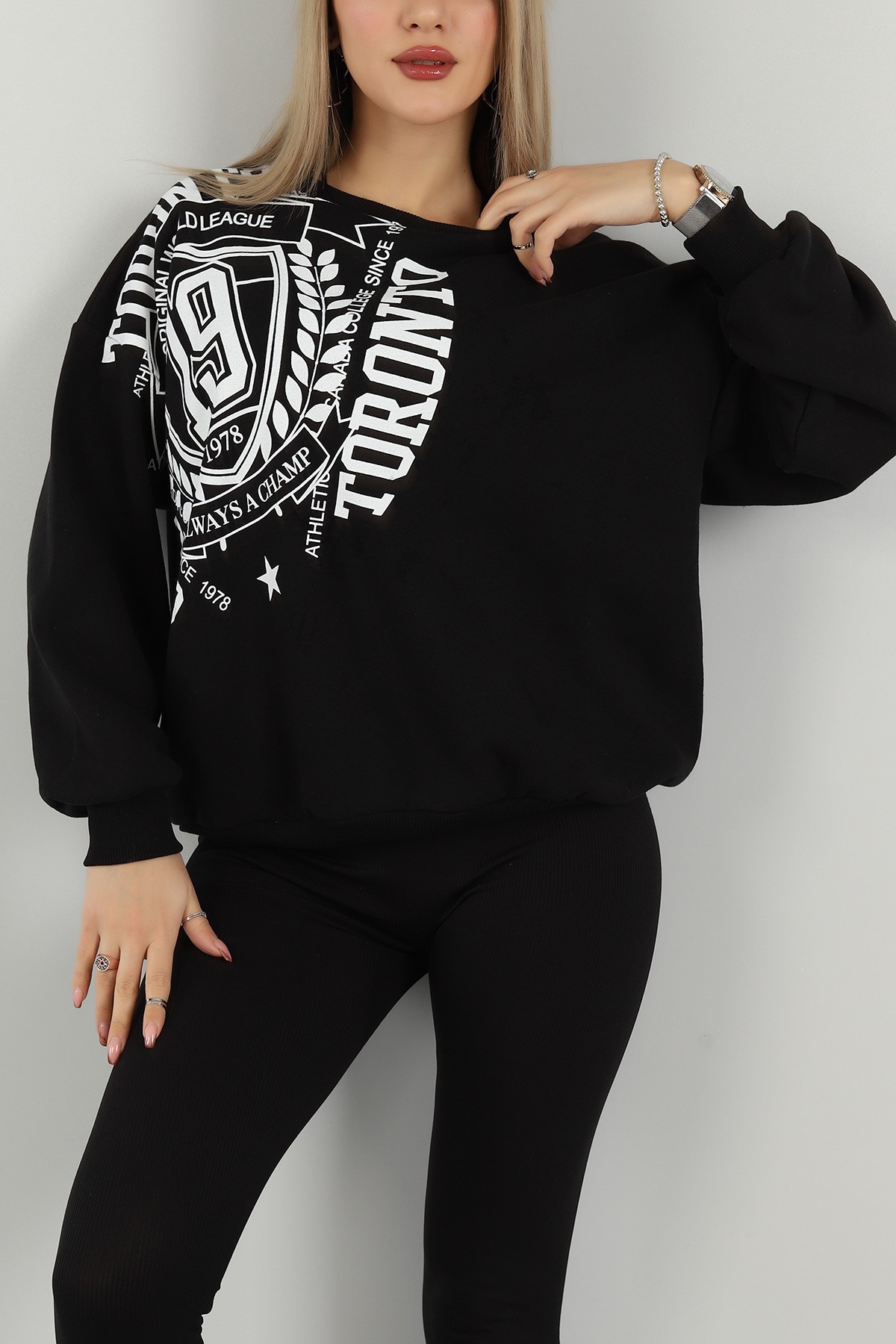 Siyah Baskılı İçi Şardonlu Bayan Sweat 144006