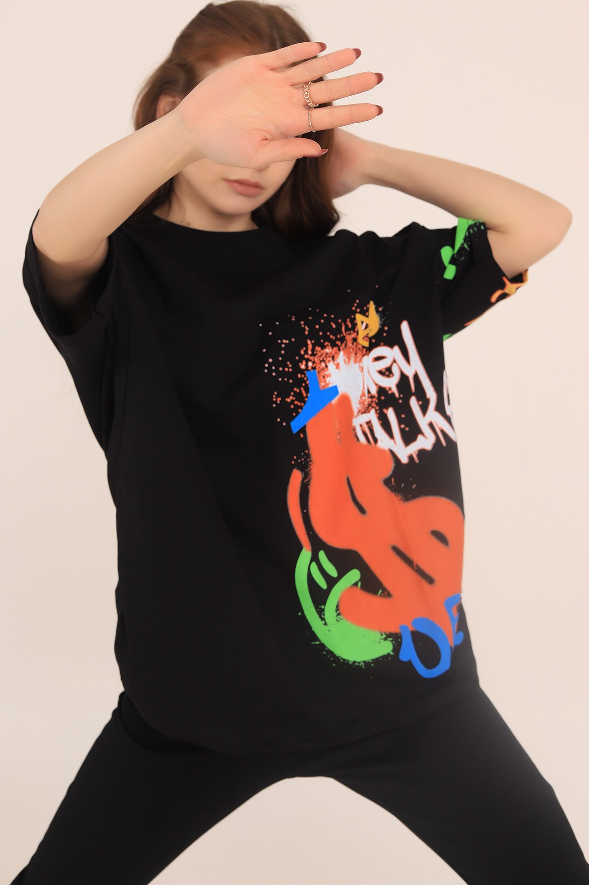 Siyah Baskılı Oversize Bayan Tişört 169876