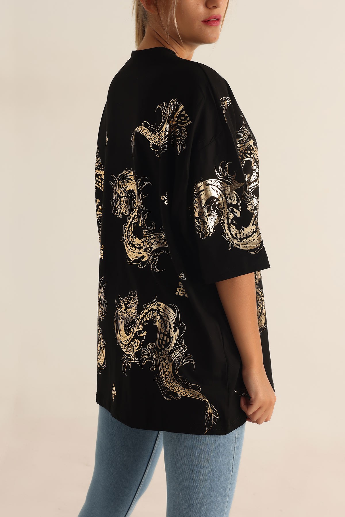 Siyah Baskılı Oversize Bayan Tişört 193718