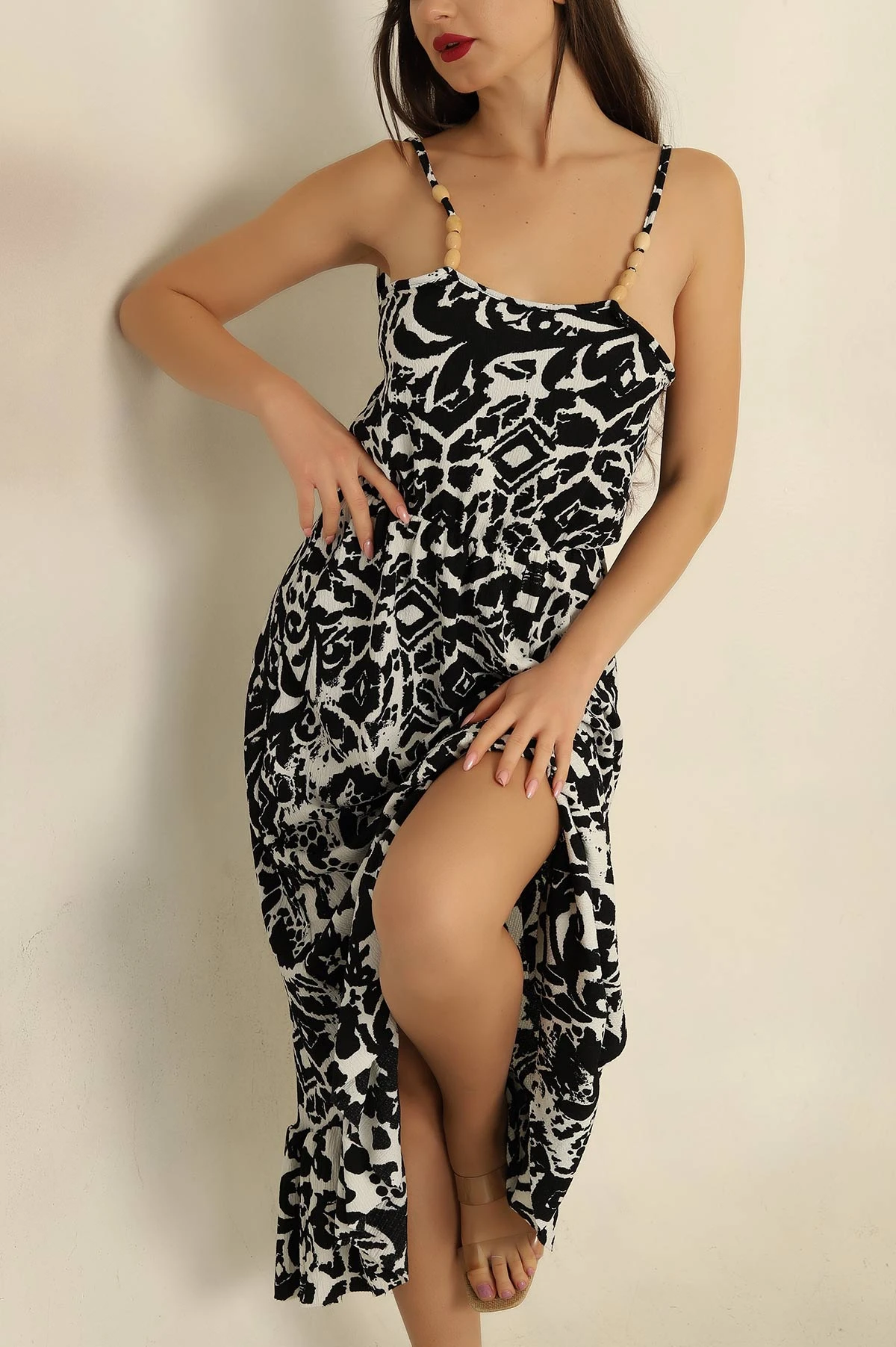 Siyah Bel Lastikli Askılı Boncuklu Crep Elbise 262131