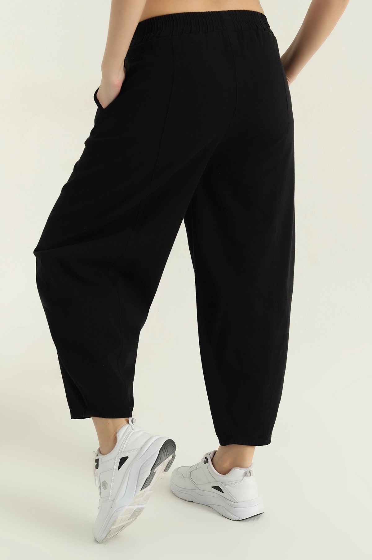 Siyah Bel Lastikli Gabardin Şalvar Kadın Pantolon 357402