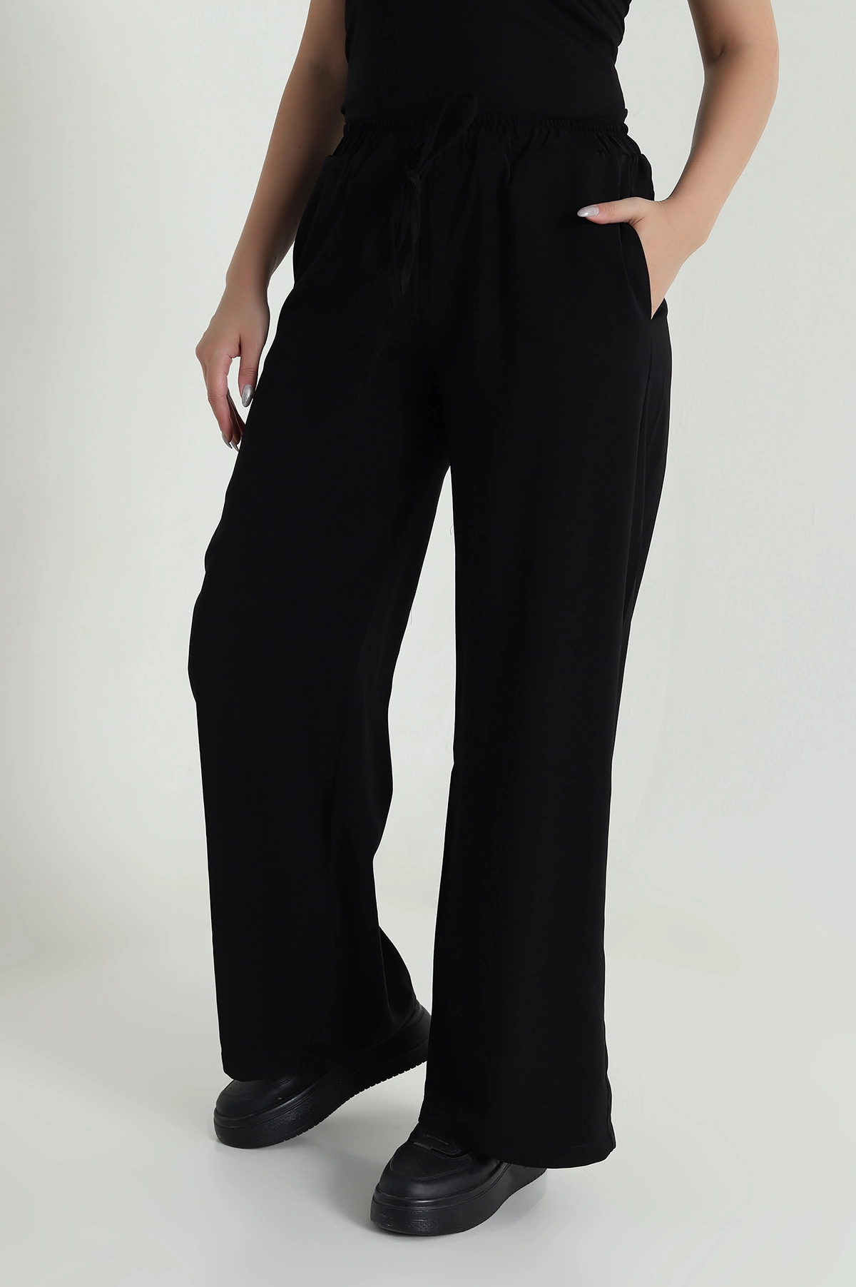 Siyah Bel Lastikli Linda Kadın Pantolon 484337
