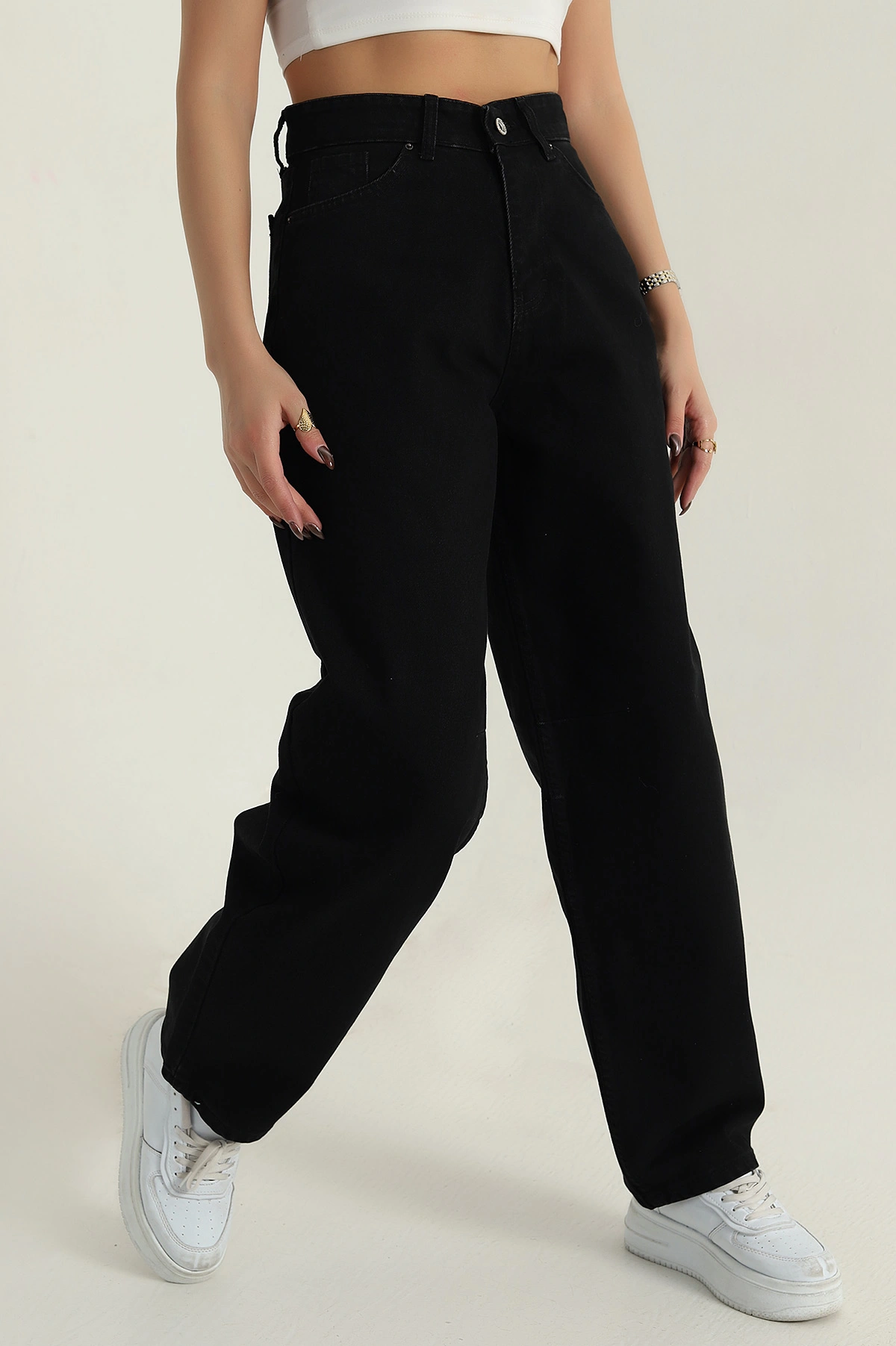 Siyah Bel Tokalı Baggy Kadın Kot Pantolon 409633