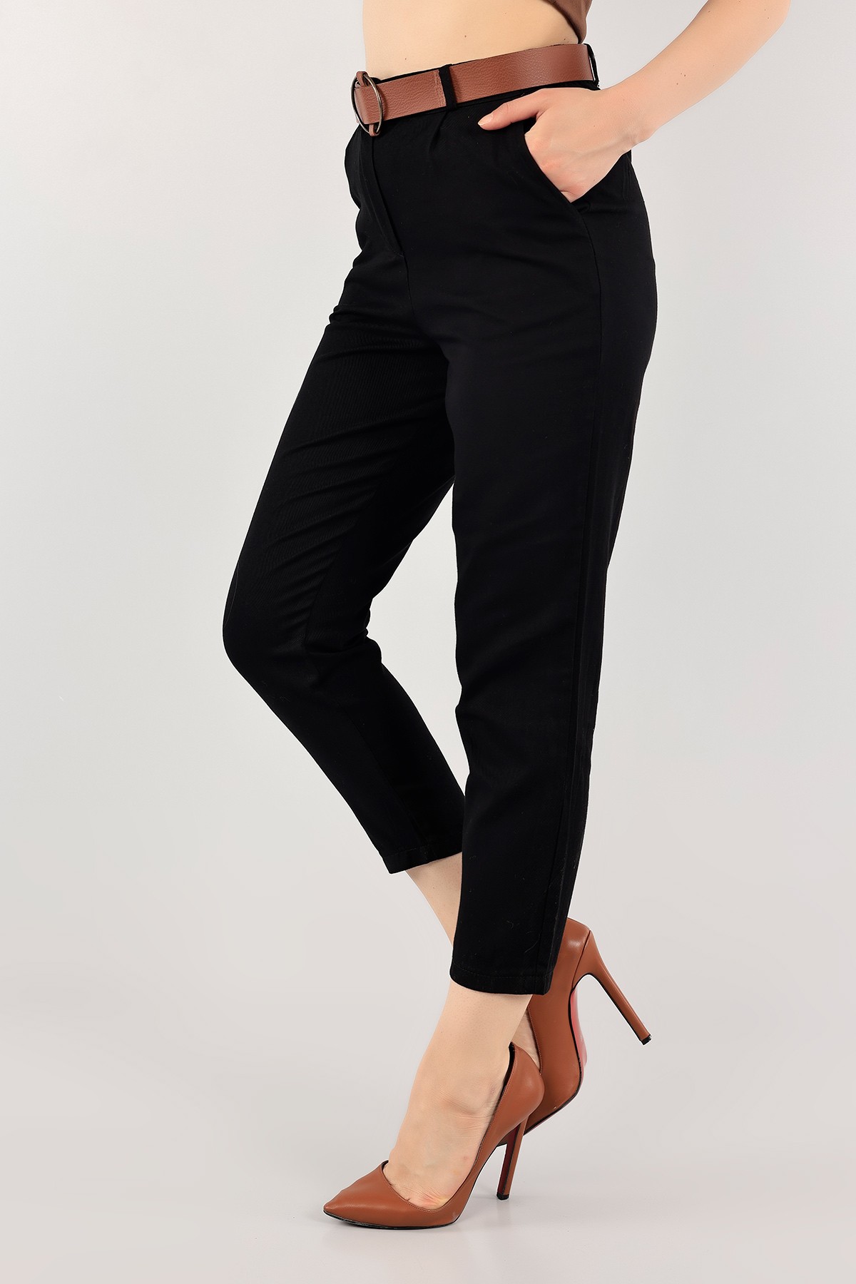 Siyah Beli Lastikli Bayan Gabardin Pantolon 115395