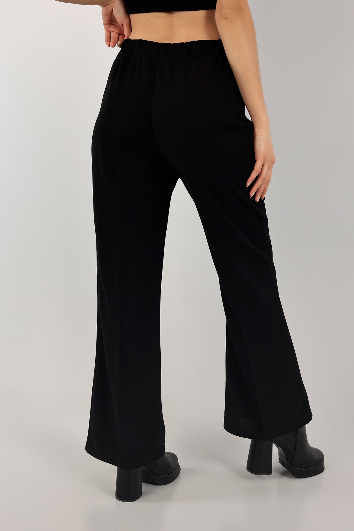Siyah Beli Lastikli Bayan Pantolon 138573