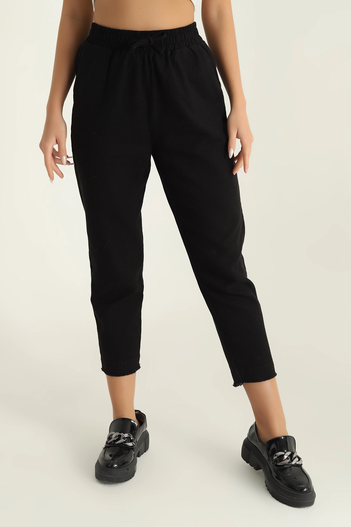 Siyah Beli lastikli Gabardin Bayan Pantolon 297343