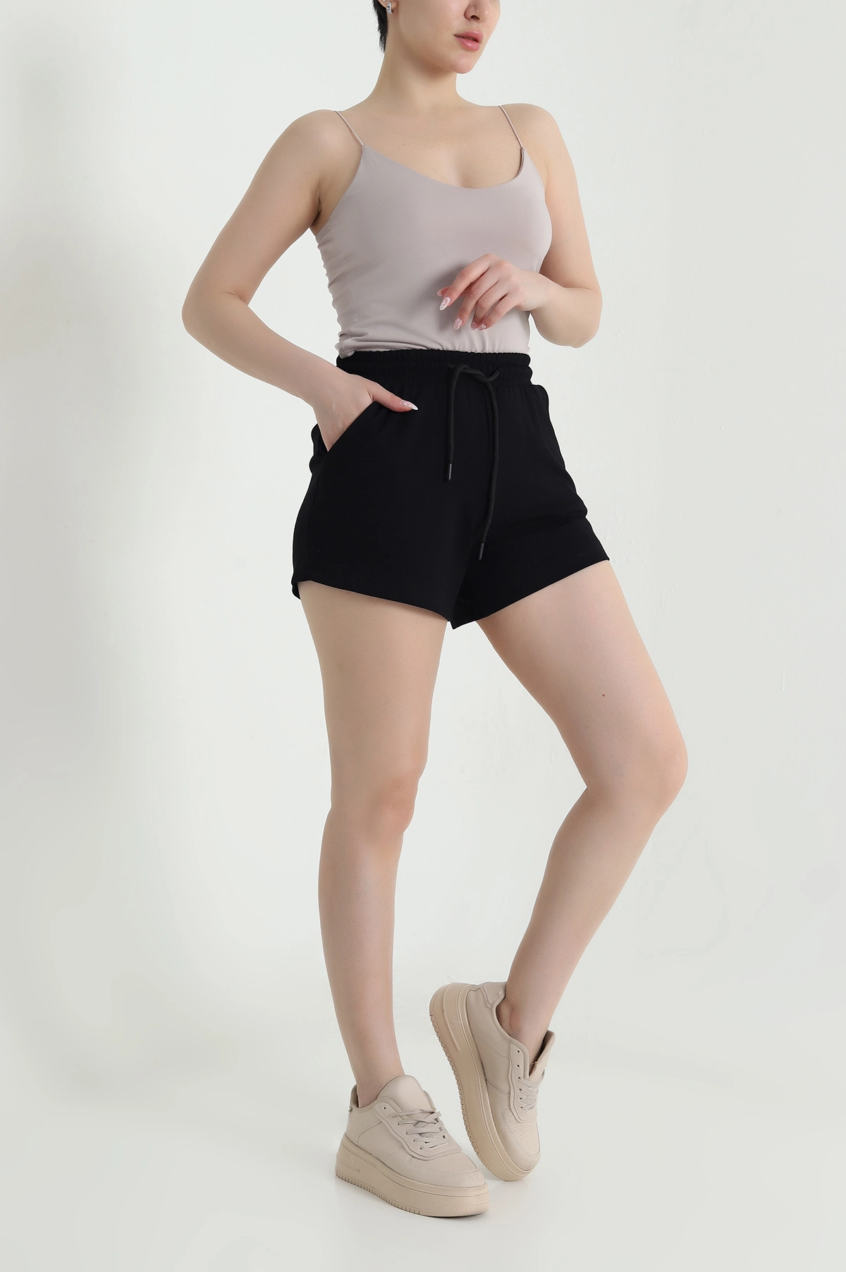Siyah Beli Lastikli Modal Kadın Şort 461565