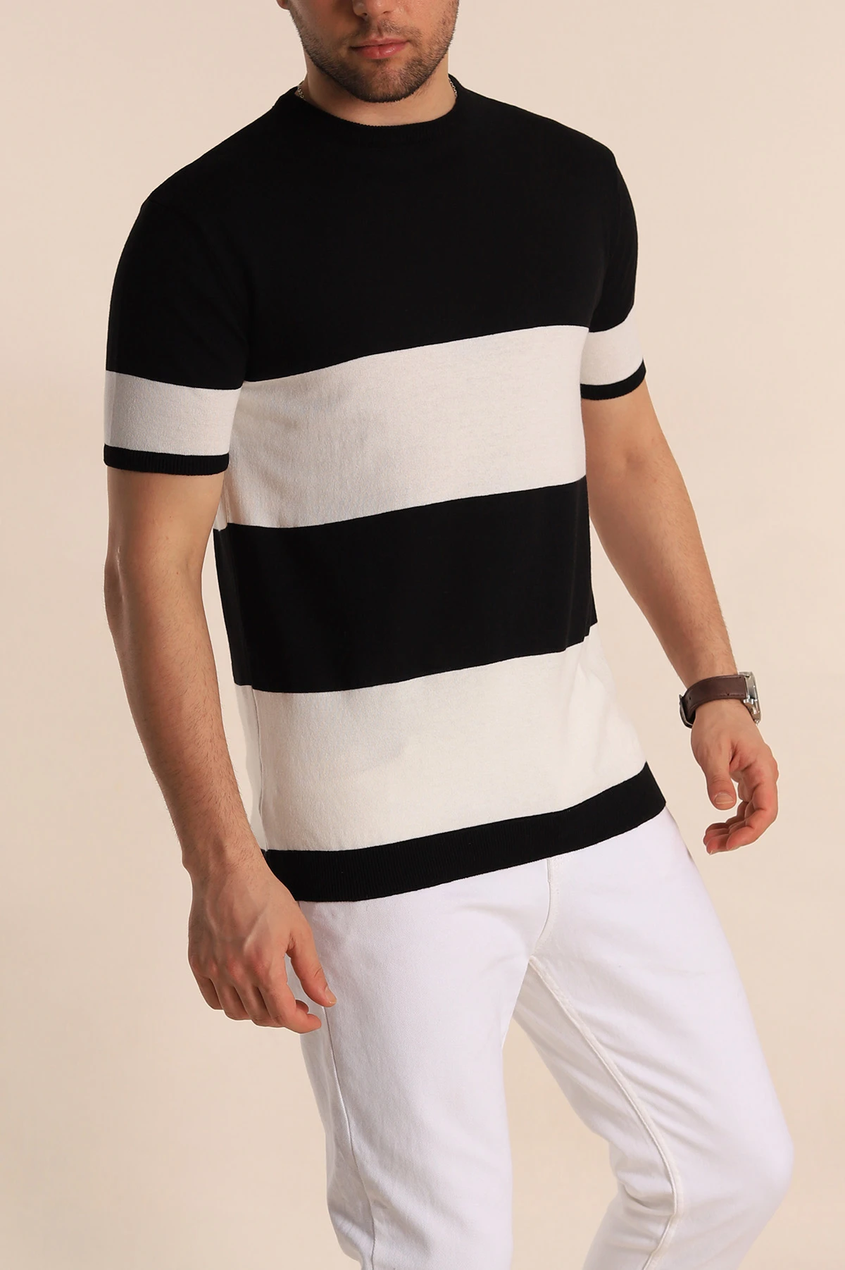 Siyah Beyaz Geniş Çizgili Slim Fit Erkek Triko Tişört 260932