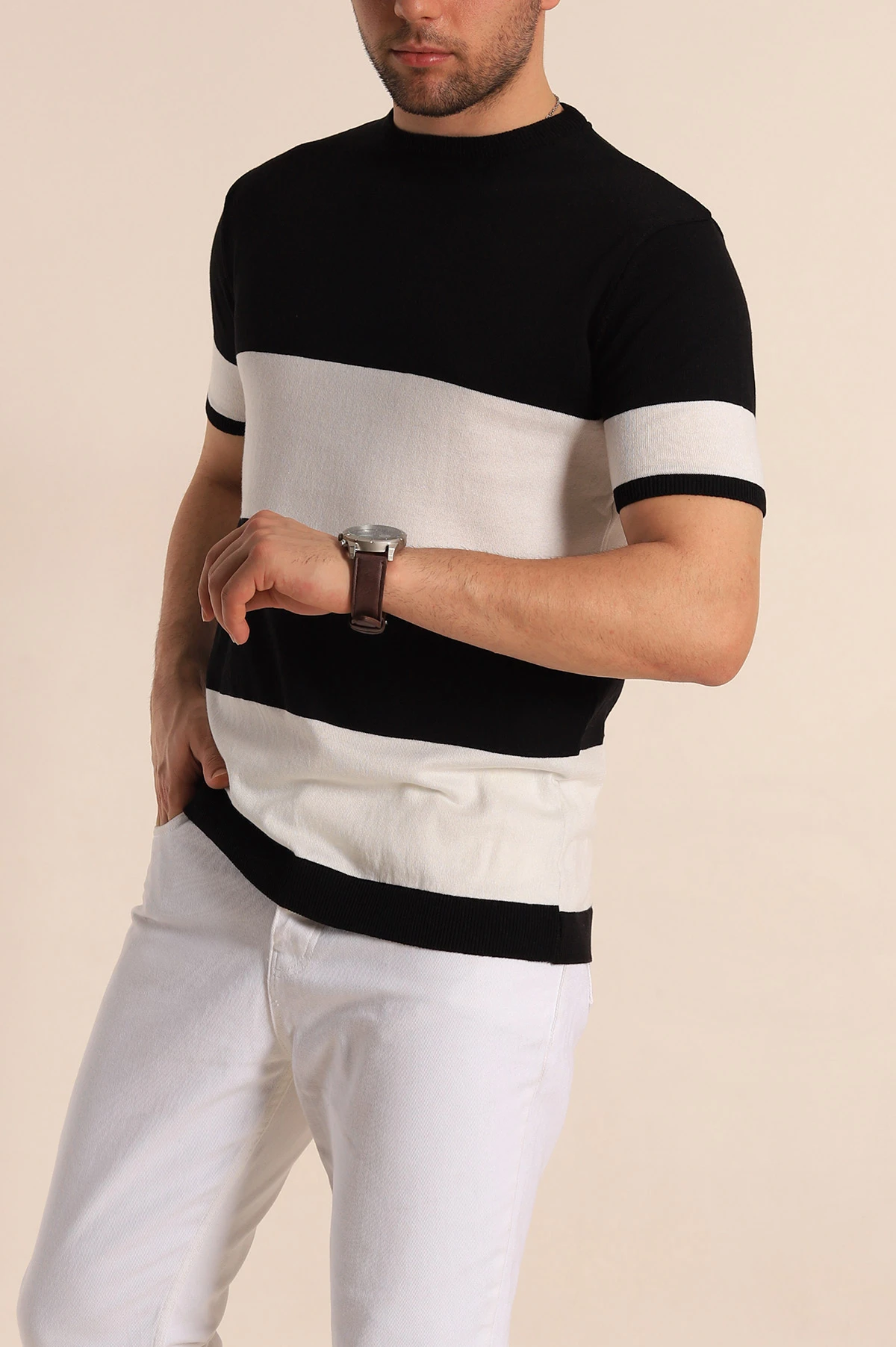 Siyah Beyaz Geniş Çizgili Slim Fit Erkek Triko Tişört 260932