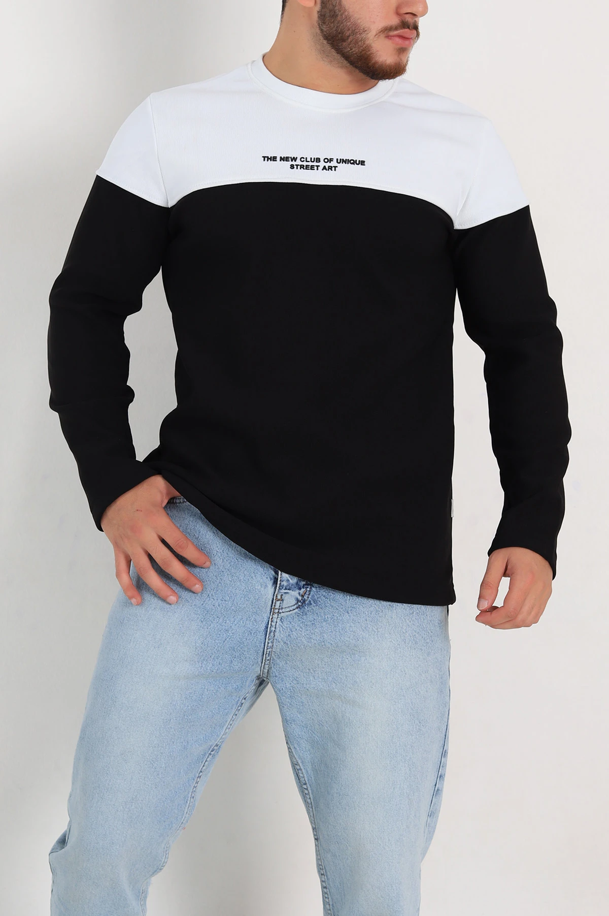 Siyah Beyaz Regular Fit Kabartma Baskılı Erkek Sweatshirt 305865