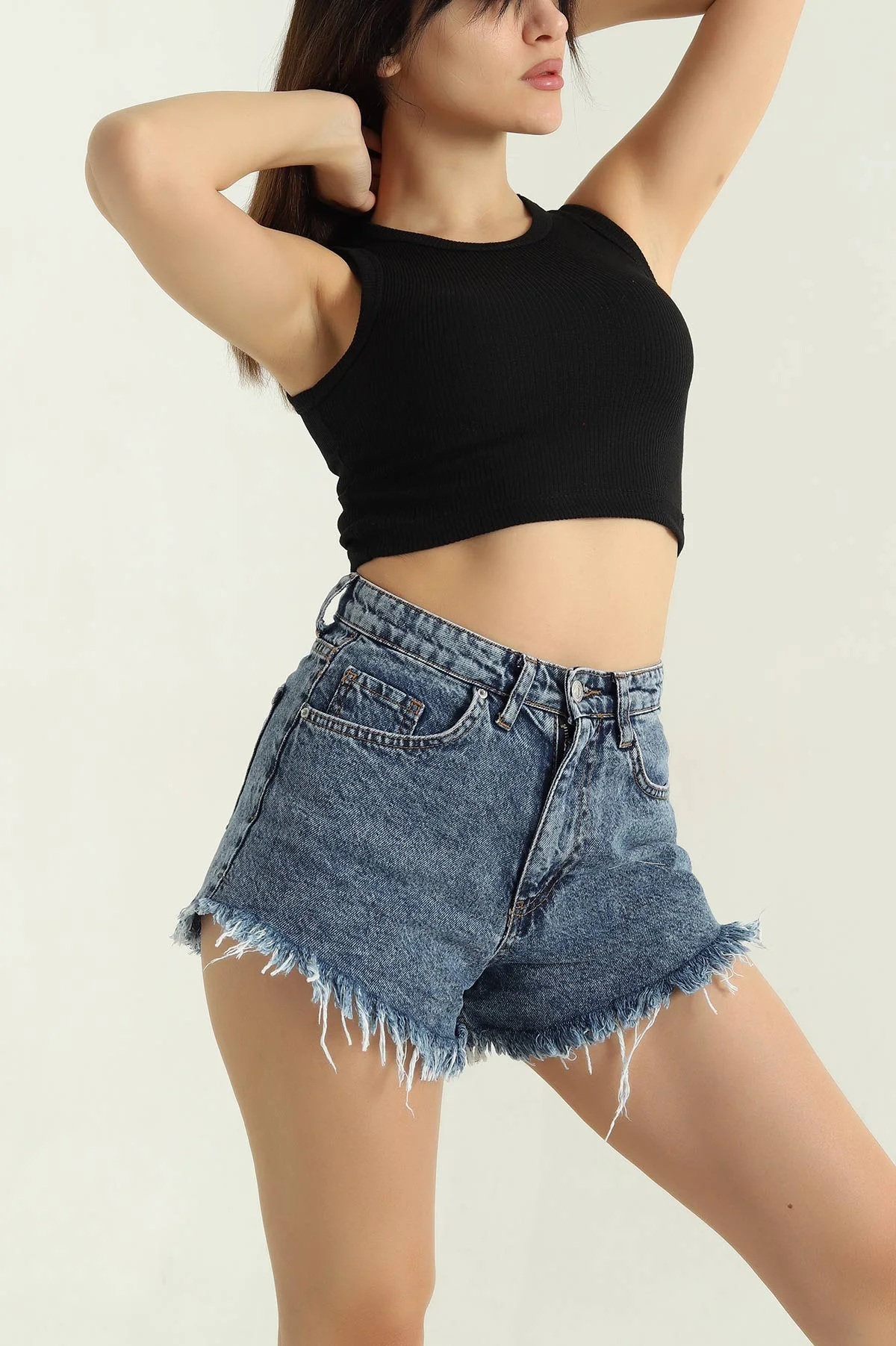 Siyah Bisiklet Yaka Crop Atlet 336798