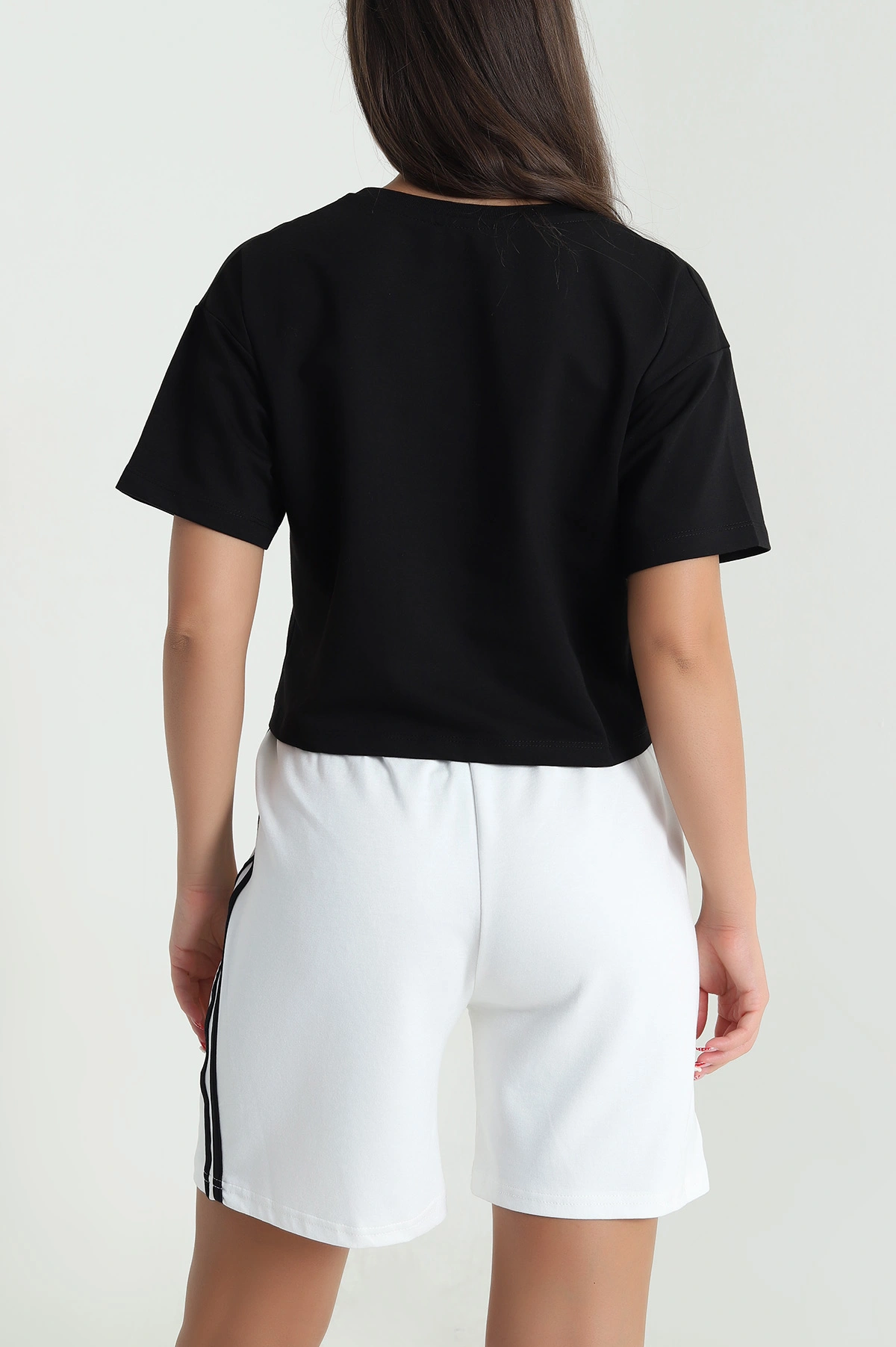 Siyah Bisiklet Yaka Kristal Kadın Crop 477582