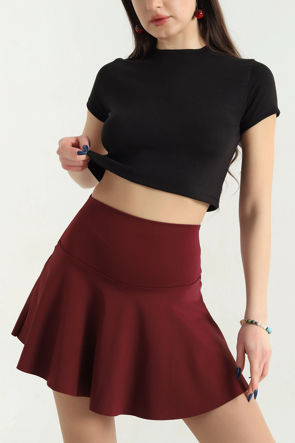 Siyah Bisiklet Yaka Likralı Viskon Crop Bluz 339007